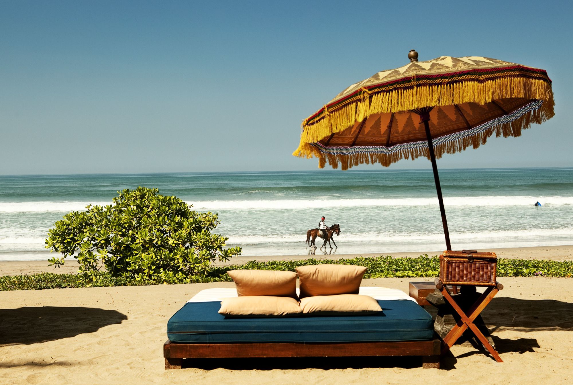The Oberoi Beach Resort, Bali à Sud de Bali: Day bed by the beach