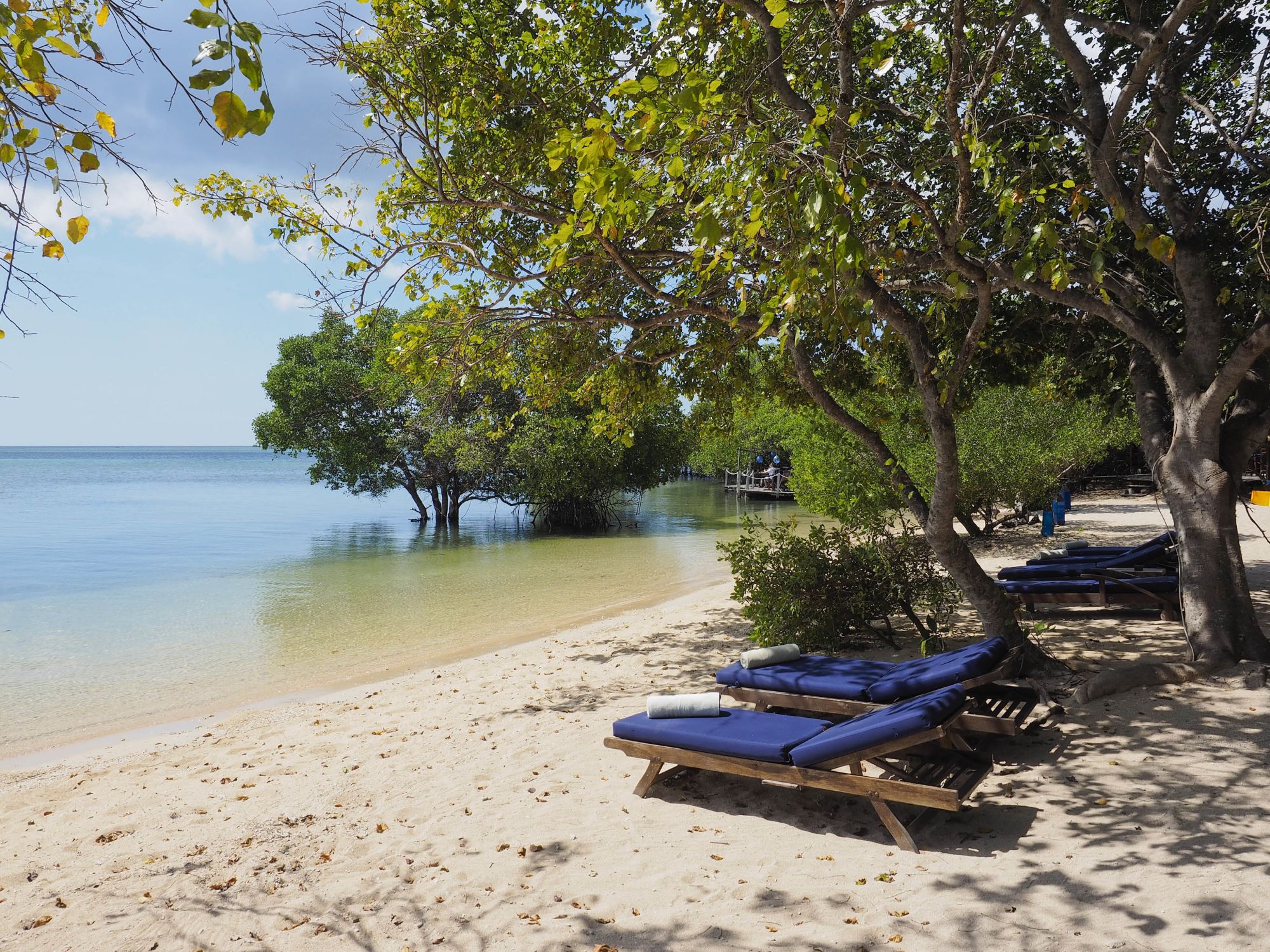 The Menjangan in Nordbali: Daybed at Bajul Bay