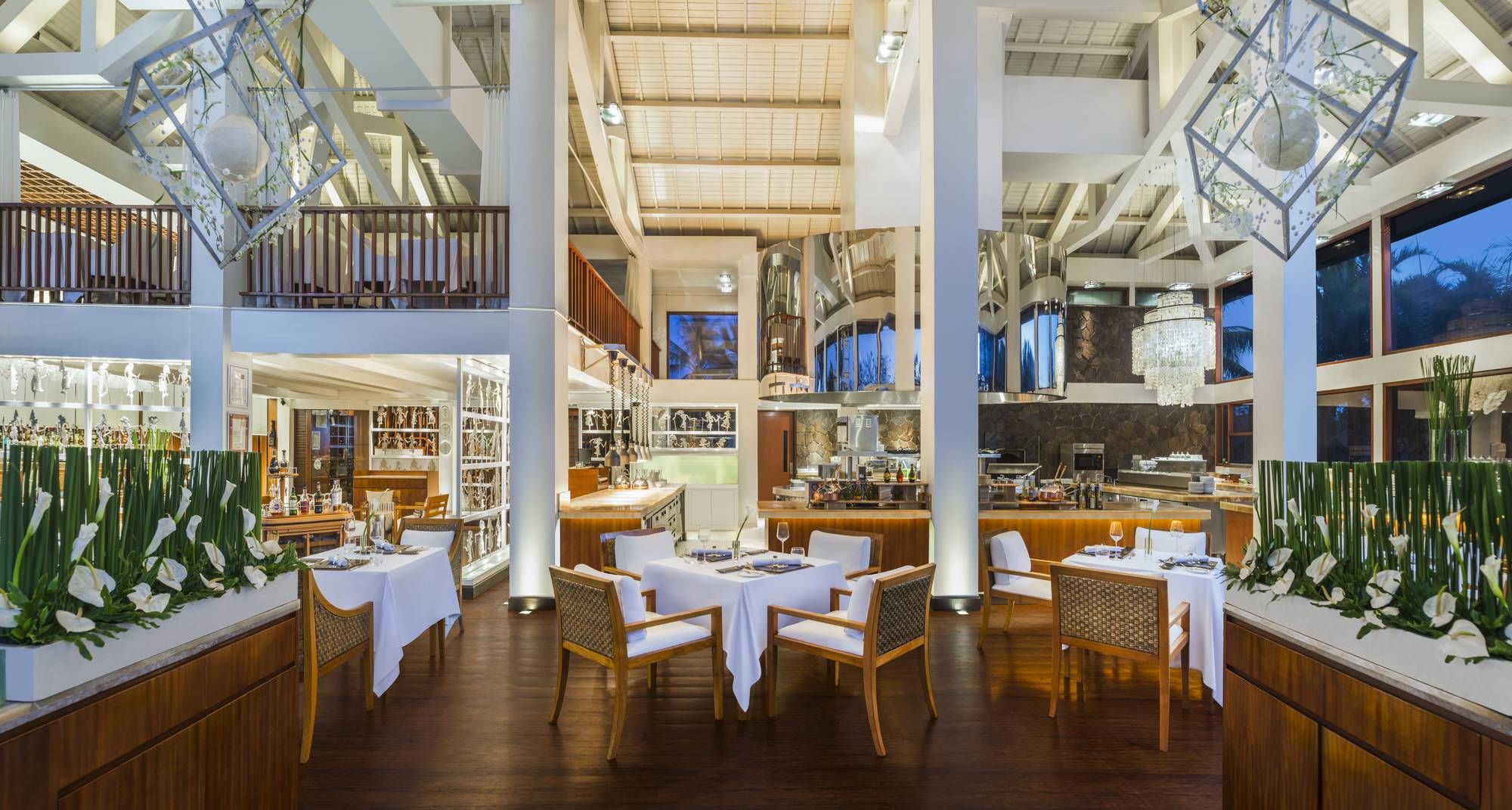 The St. Regis Bali Resort in Südbali: Kayuputi Restaurant