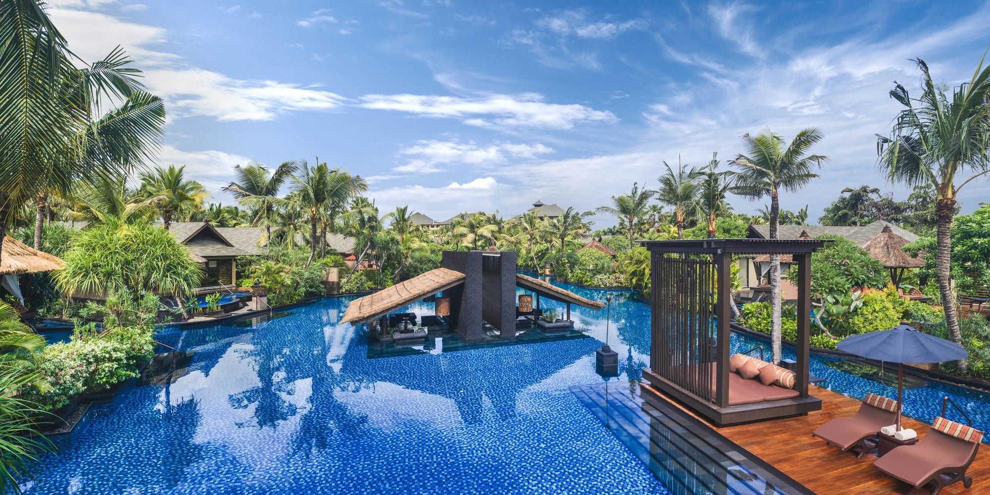 The St. Regis Bali Resort in Südbali: Aerial Salt Water Lagoon