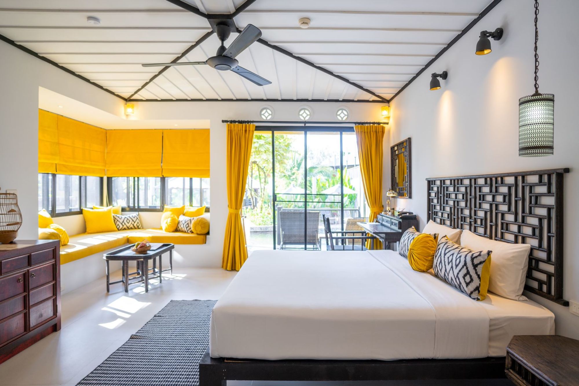 Moracea by Khao Lak Resort: Hibiscus Pool Access Room