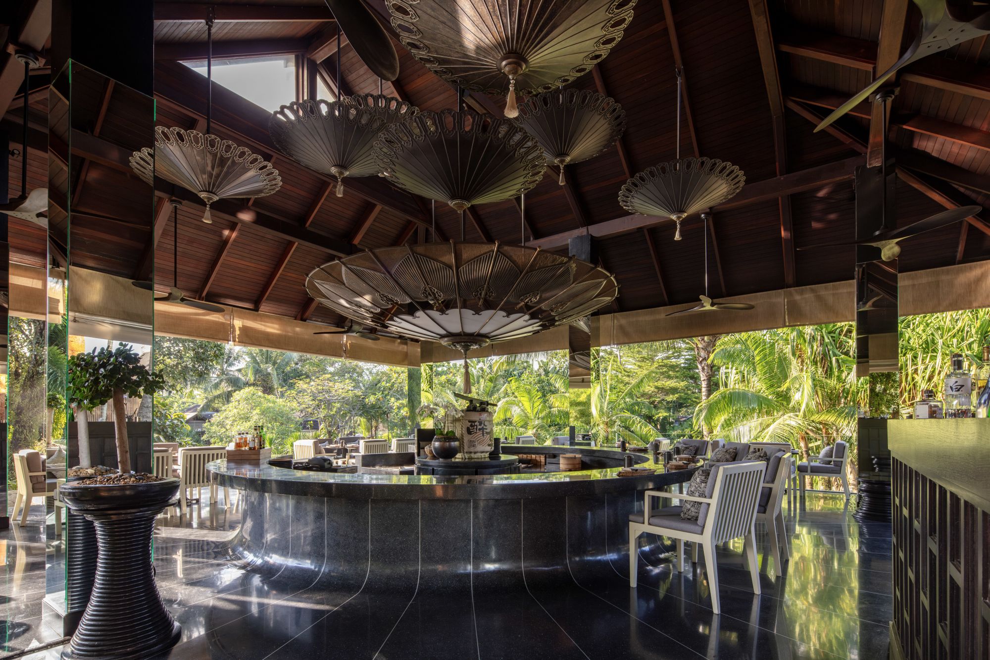 Anantara Mai Khao Phuket Villas: Restaurant Tree House