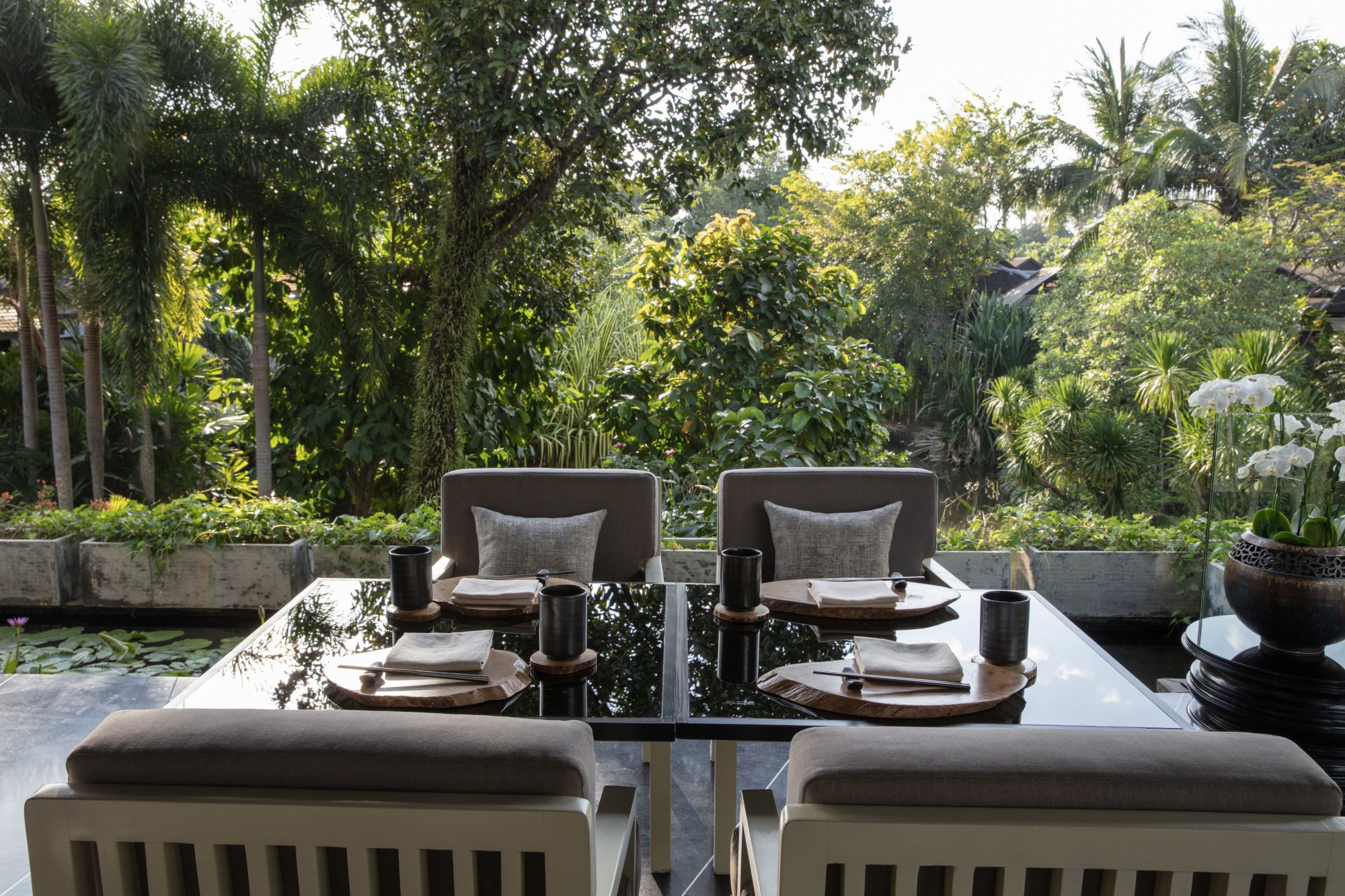 Anantara Mai Khao Phuket Villas: Restaurant Tree House