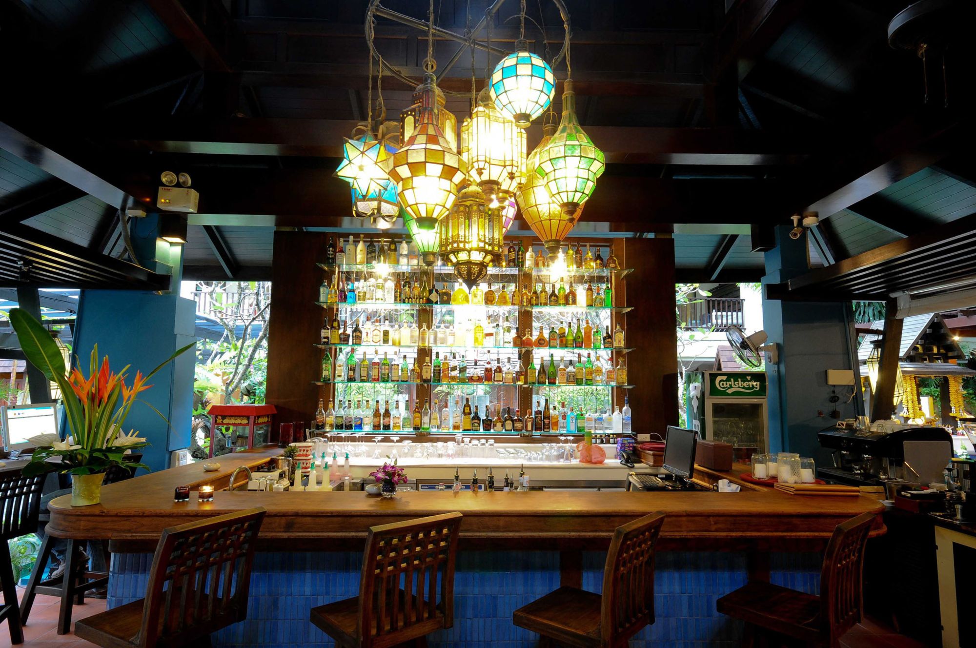 Burasari in Phuket: Misty bar