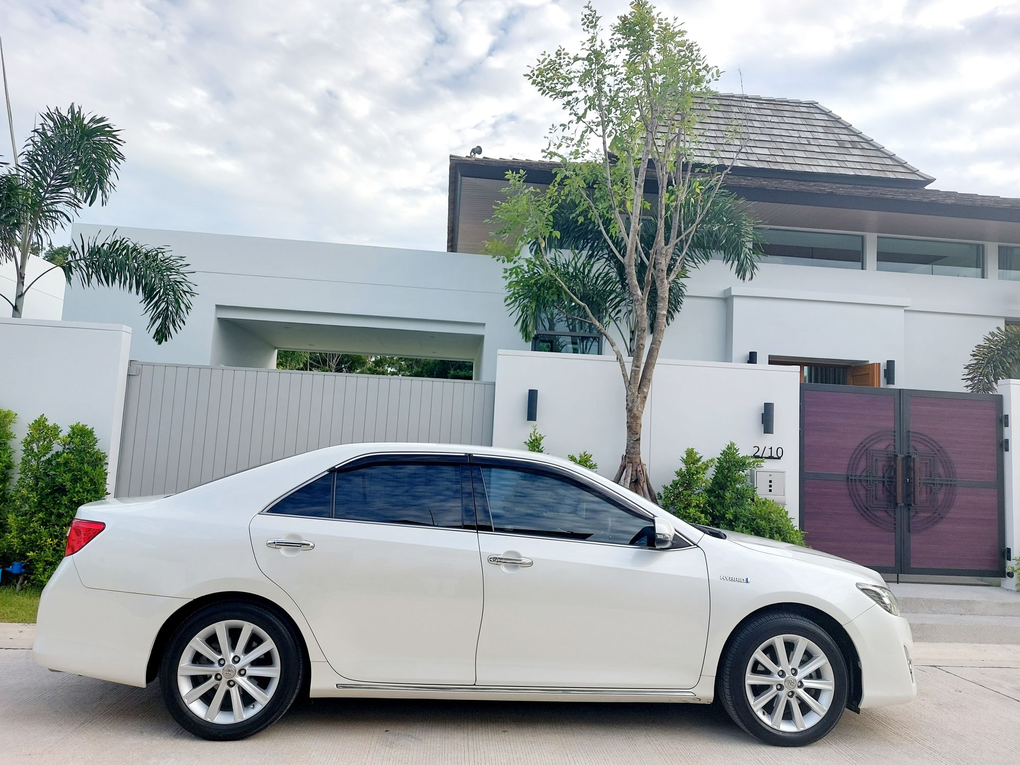 Escape Villas in Phuket: transfer service