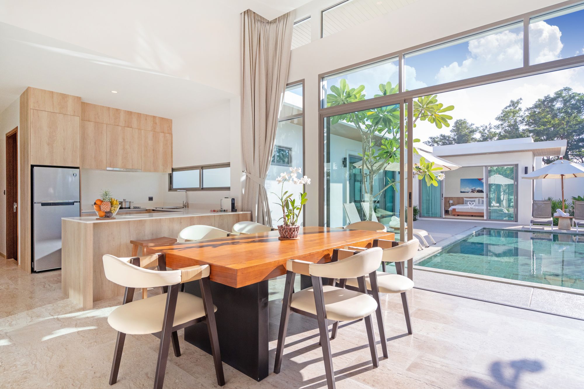 Escape Villas in Phuket: Deluxe Garden Pool Villa 2-BR