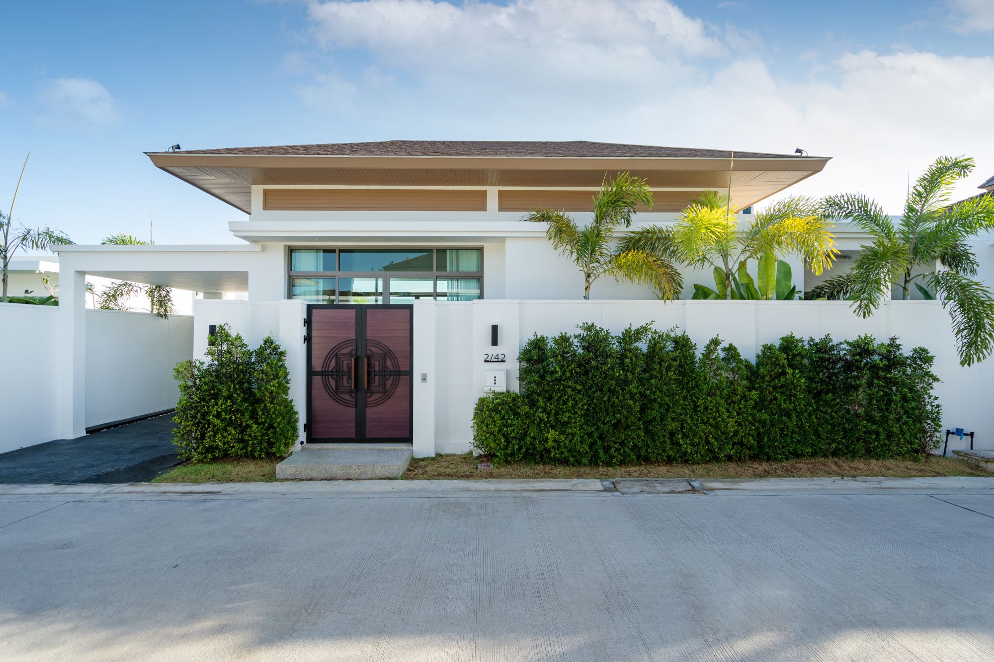 Escape Villas in Phuket: Standard Pool Villa 2-BR
