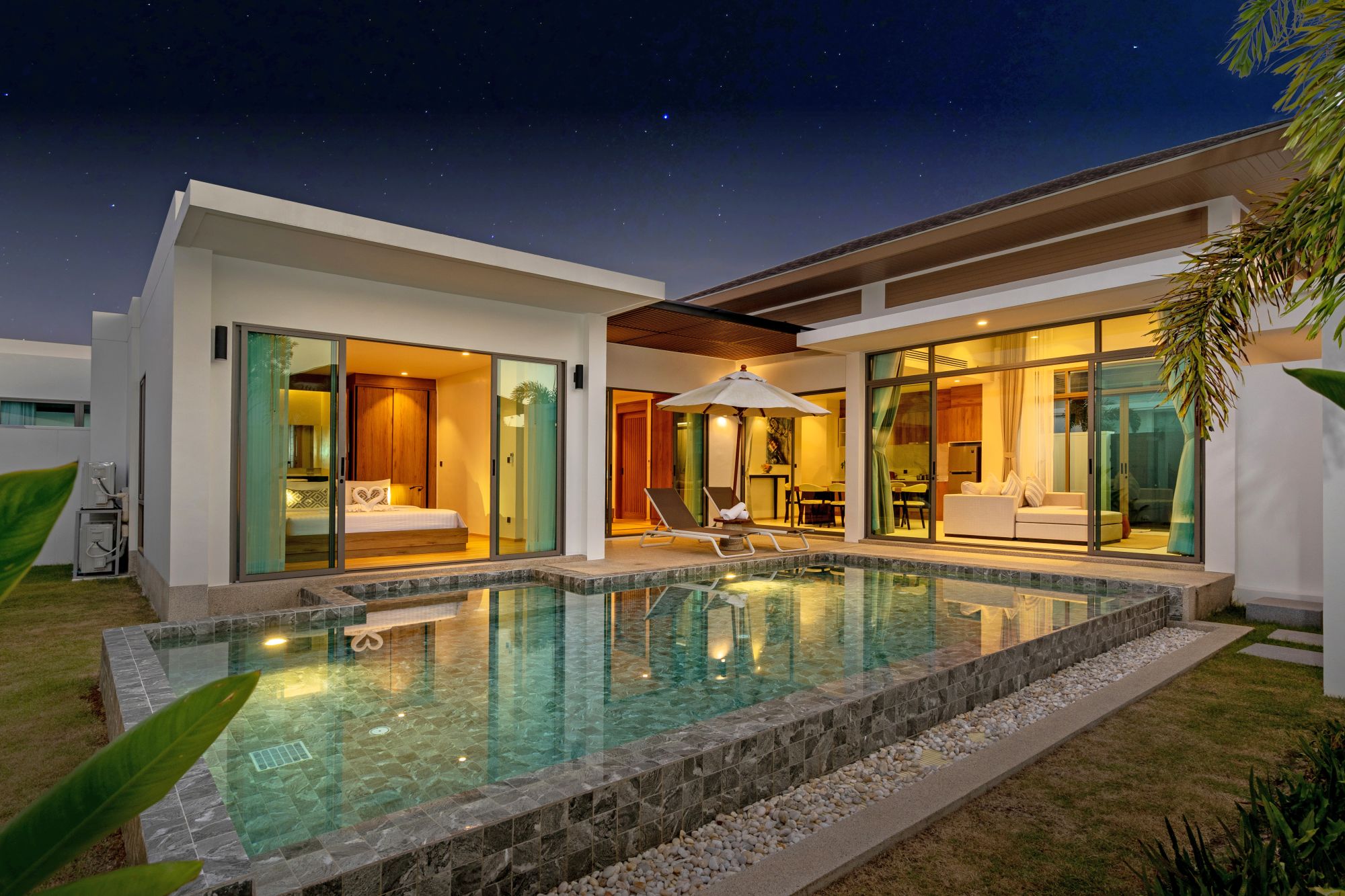 Escape Villas in Phuket: Standard Pool Villa 2-BR