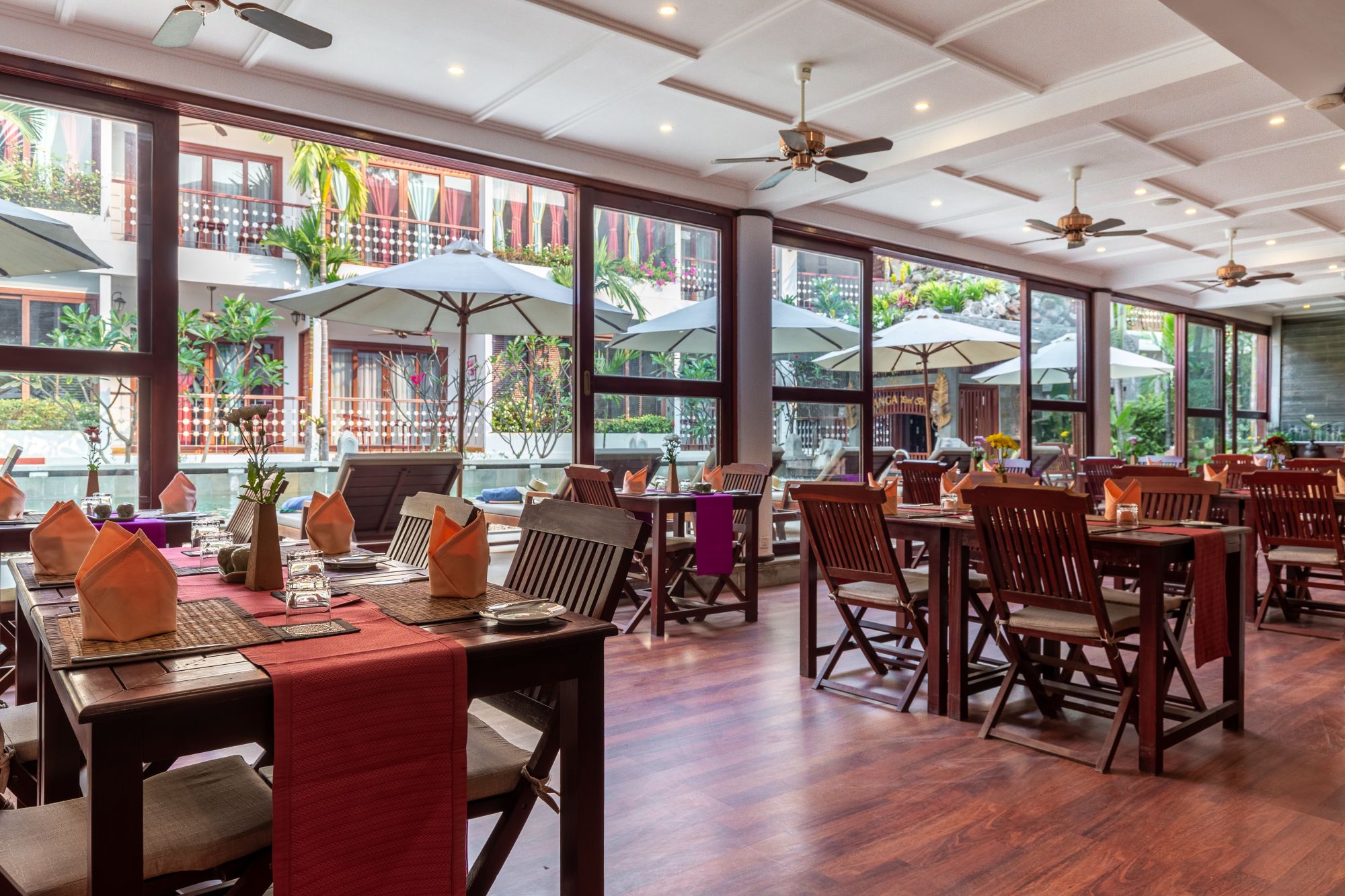 Montra Nivesha Residence in Siem Reap: Restaurant