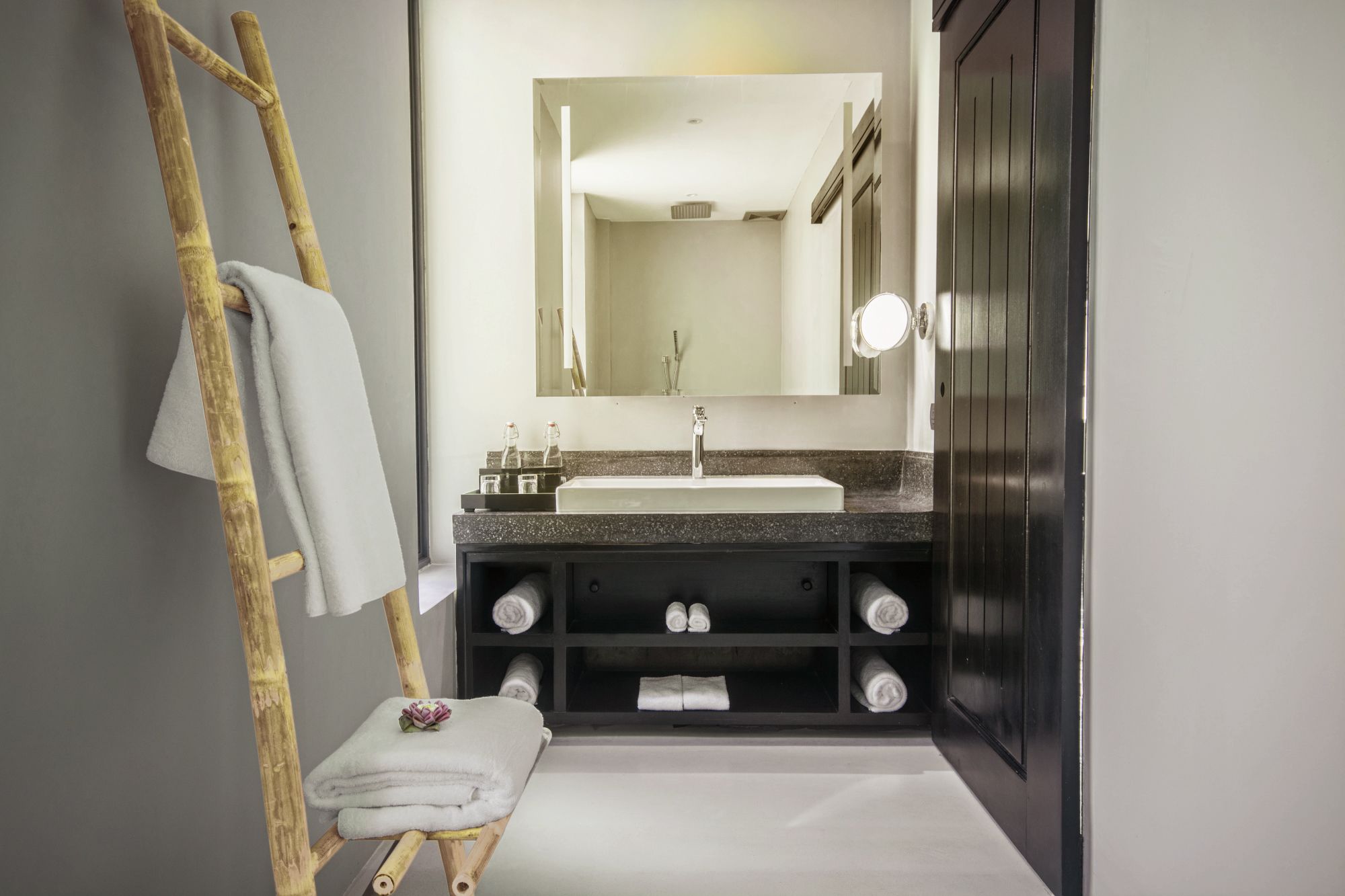 Anjali by Syphon à Siem Reap: Anjali Deluxe | Bathroom
