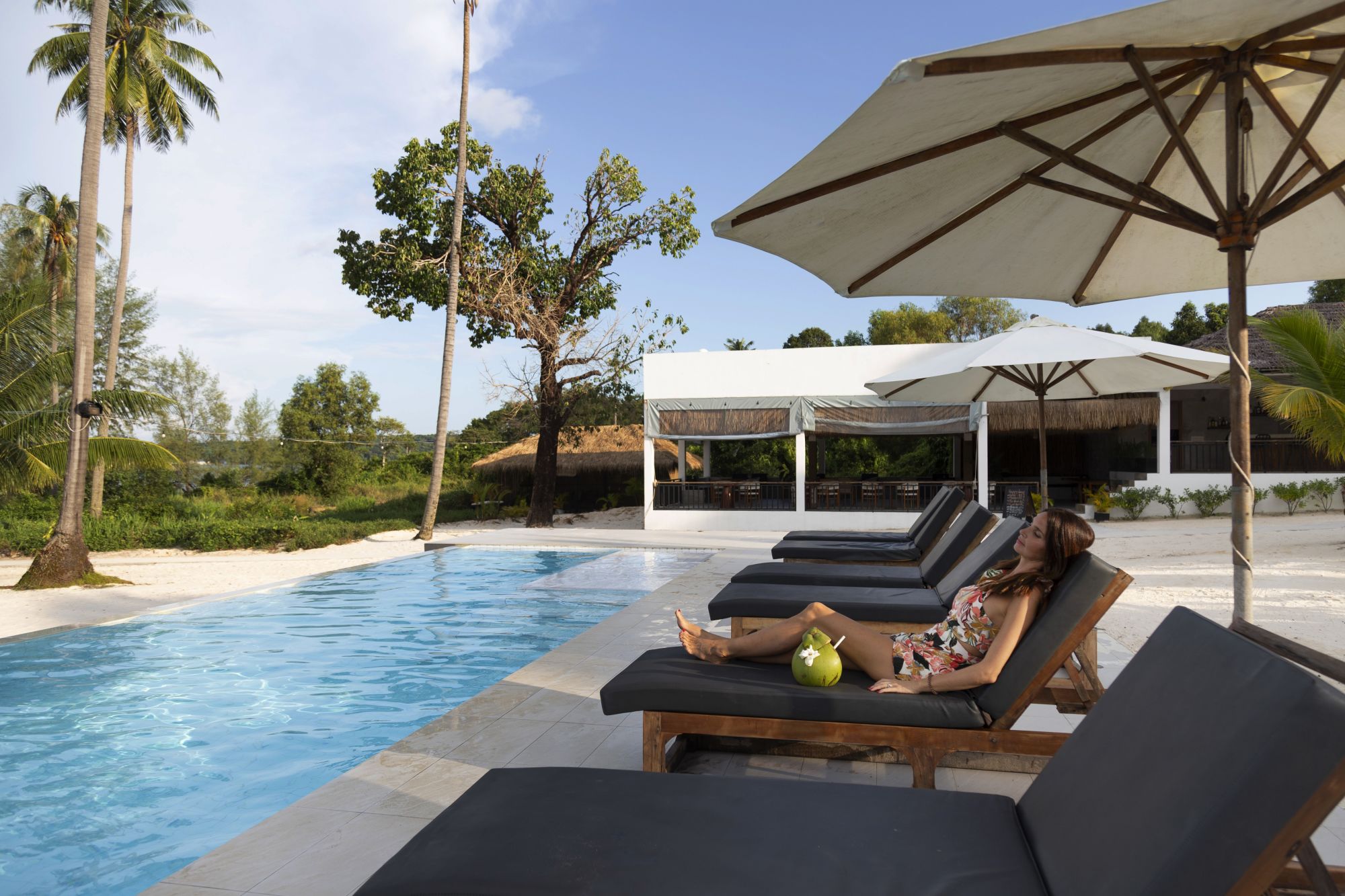Anaya Koh Rong: Swimmingpool