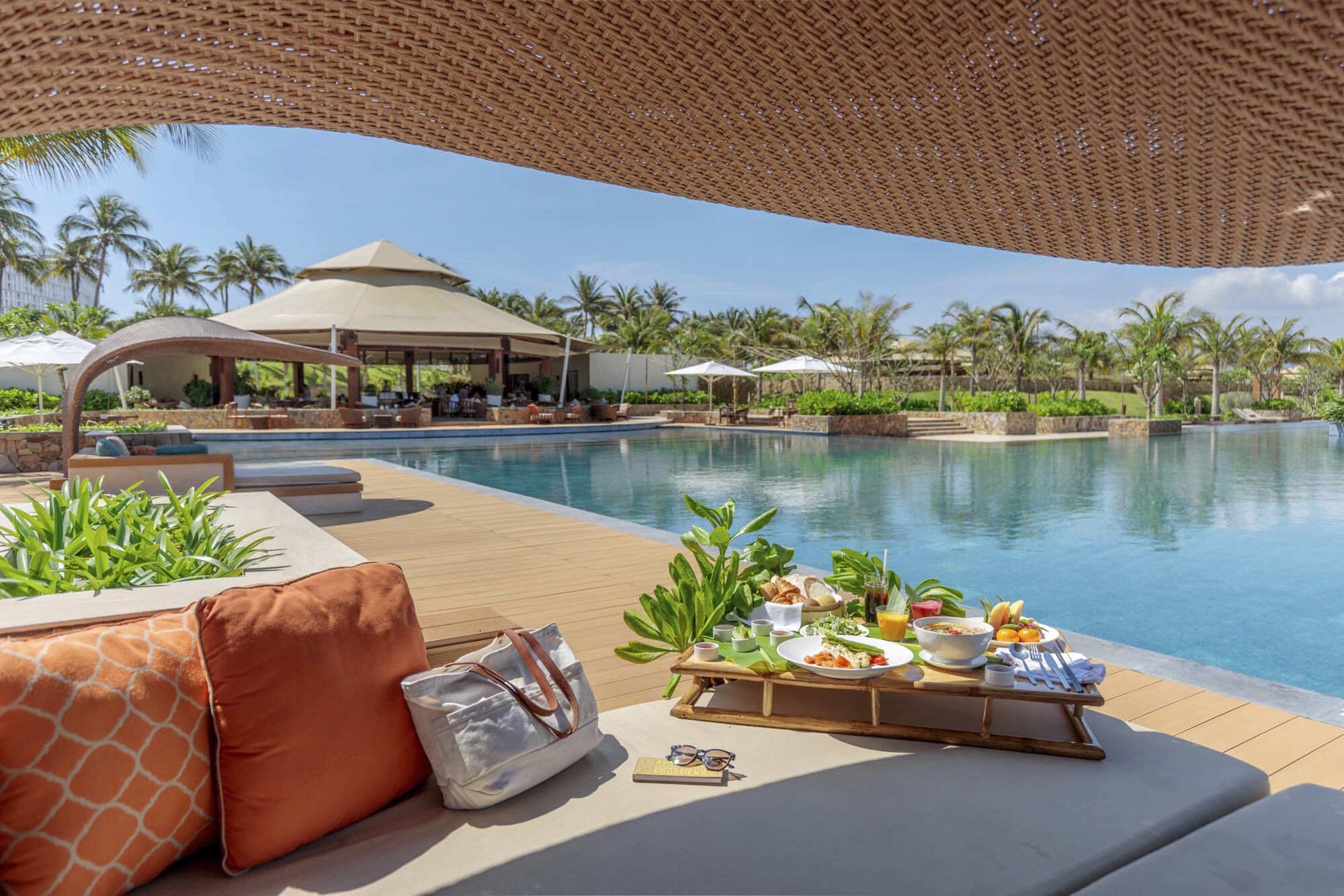 Fusion Resort Cam Ranh à Nha Trang: breakfast everywhere