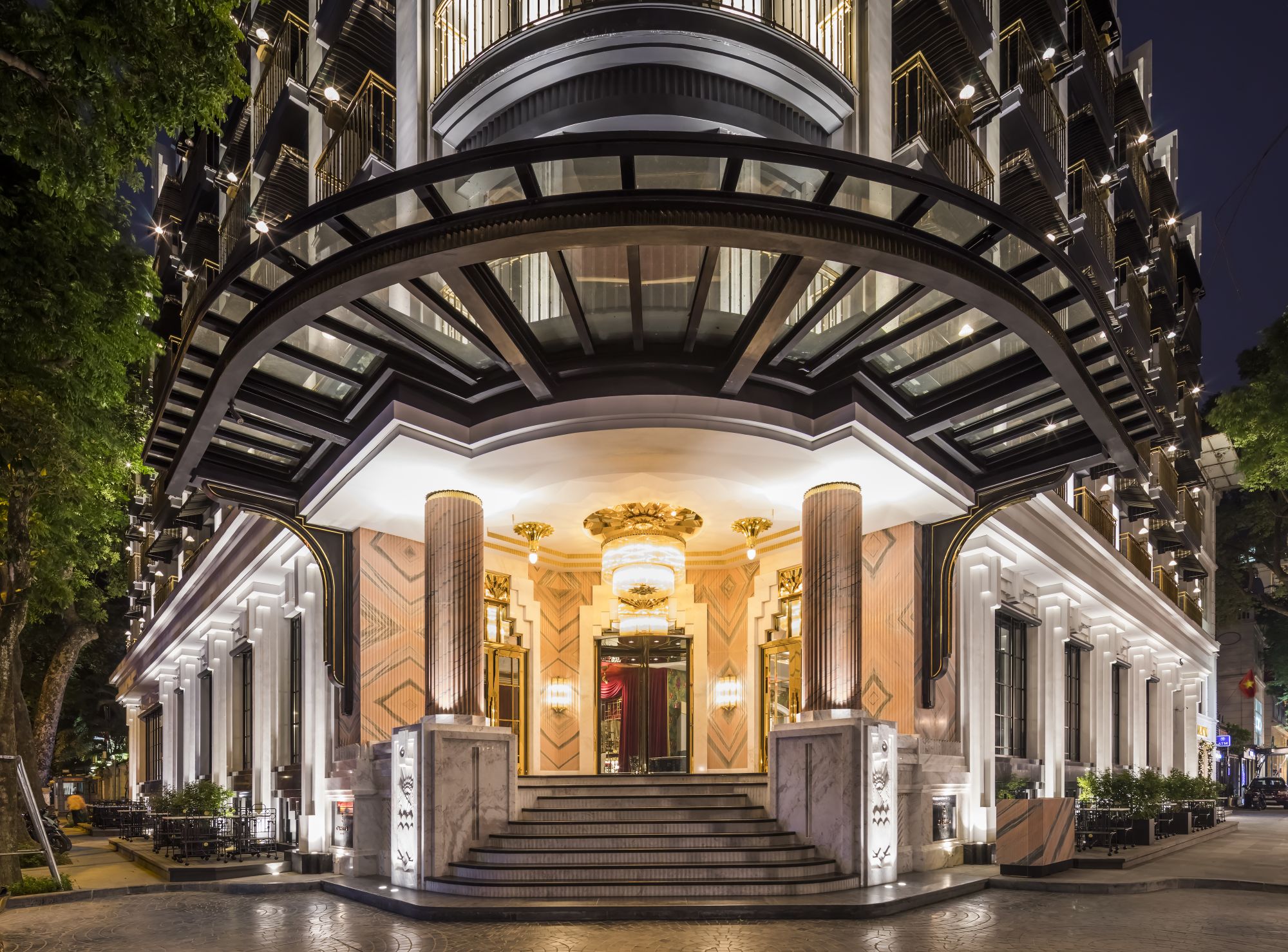Capella Hanoi: Hotel Entry