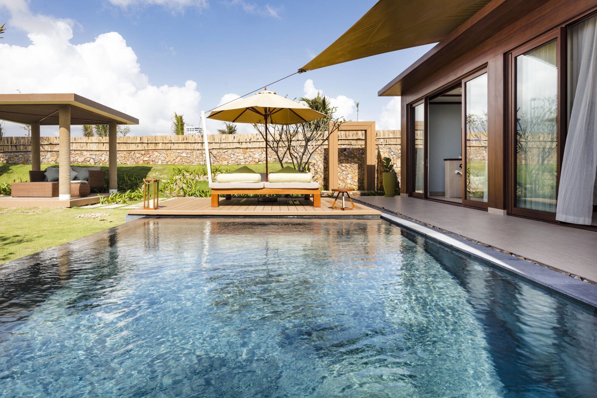 Fusion Resort Cam Ranh à Nha Trang: Hideaway Pool Villa | outdoor area