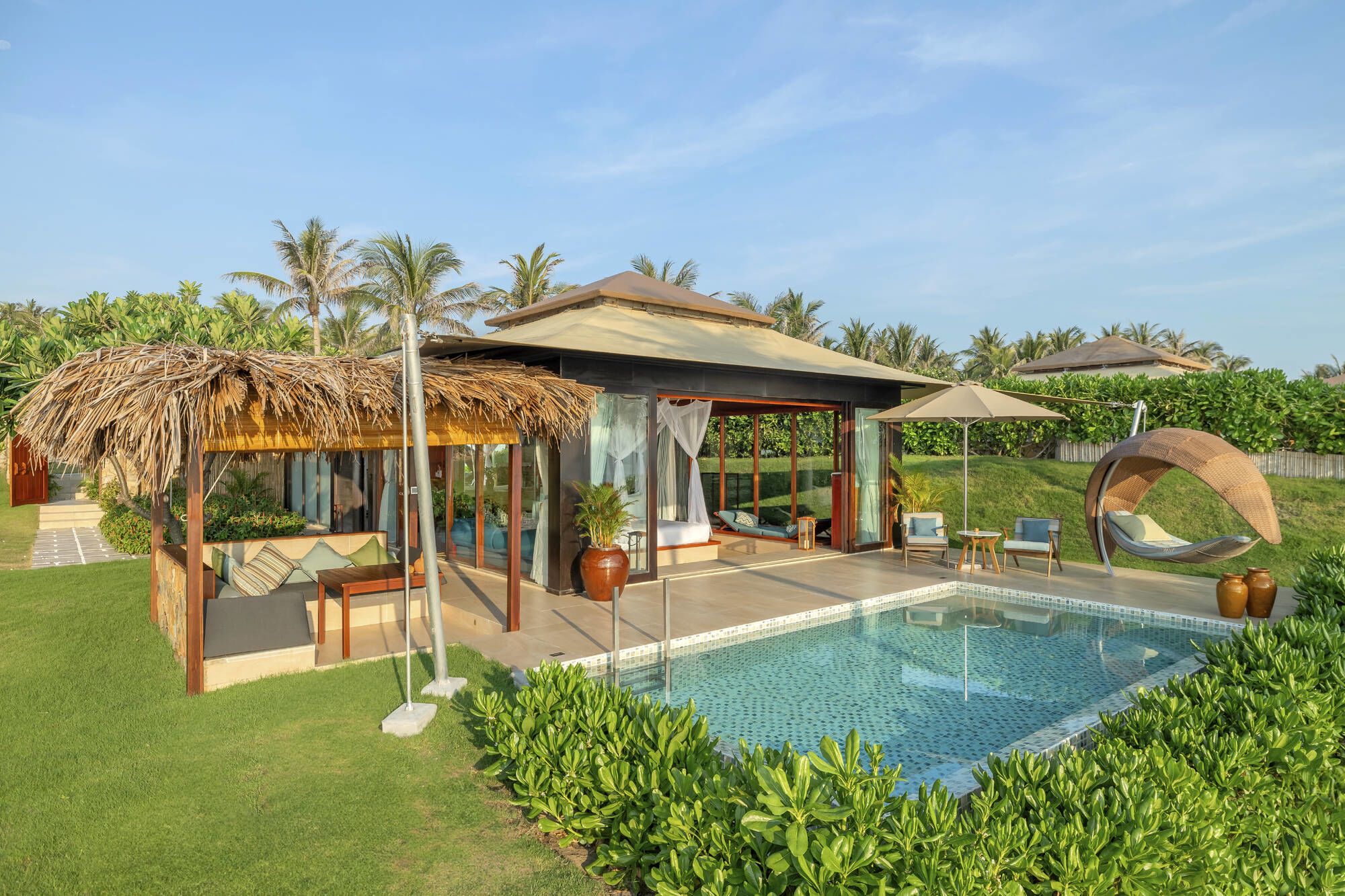 Fusion Resort Cam Ranh à Nha Trang: Beach Front Pool Villa