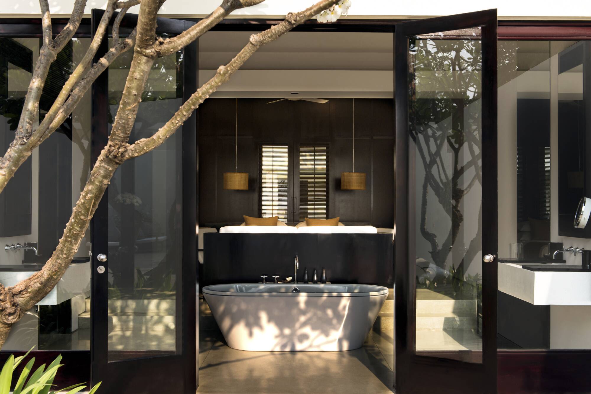 Amansara in Siem Reap: Pool Suite