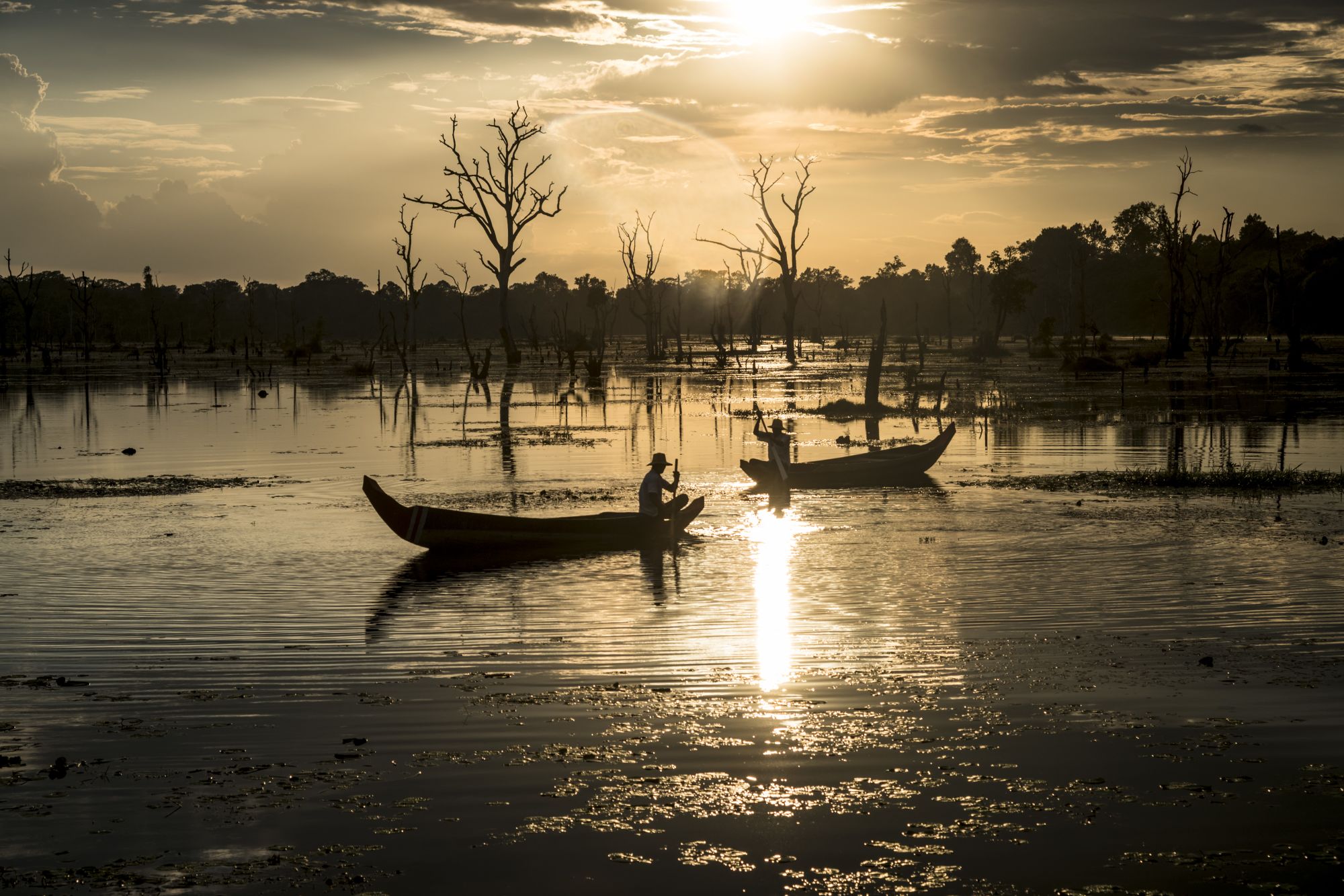 Amansara in Siem Reap: beach: beach: activities: Sunset Boating