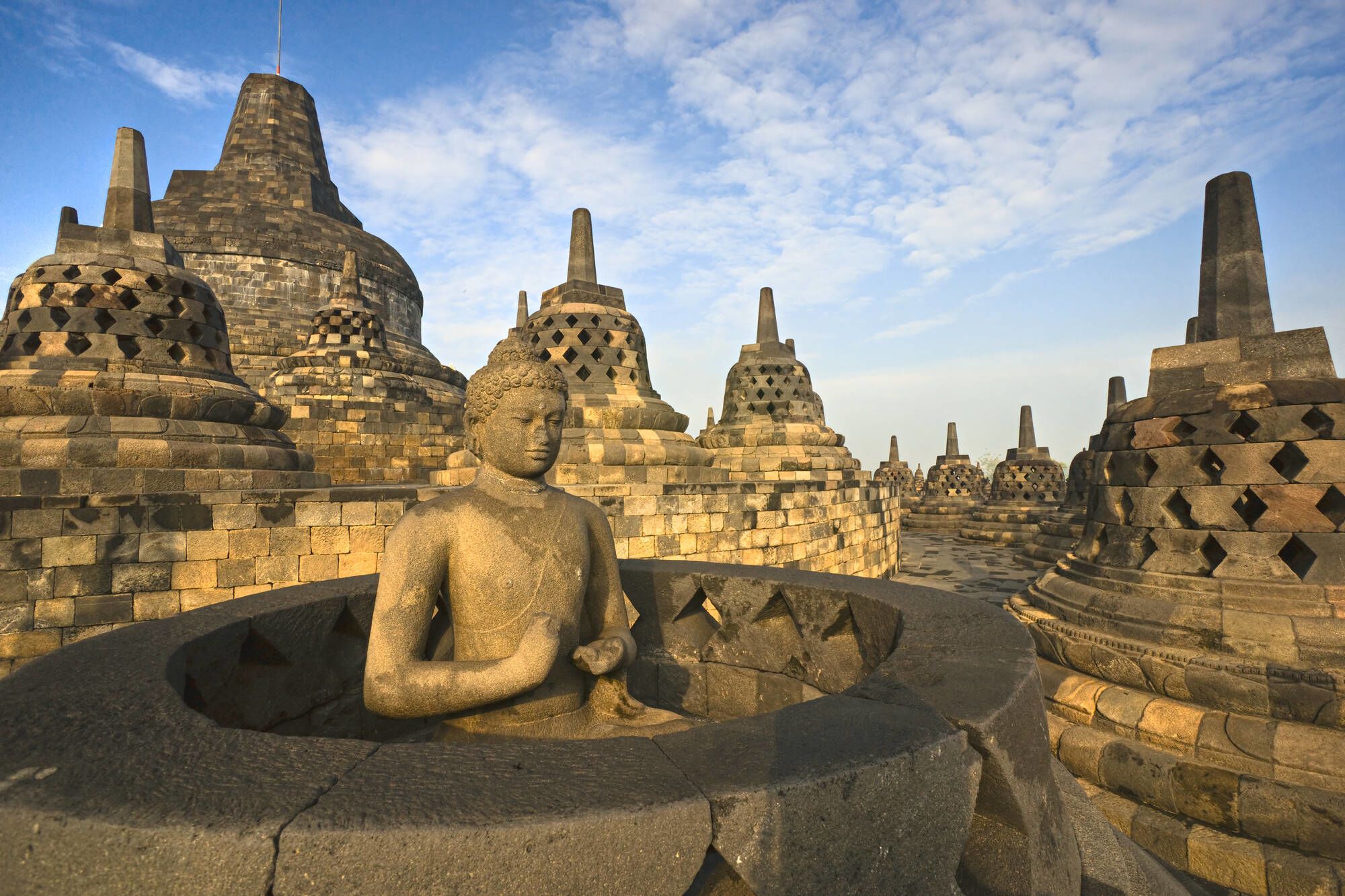Leserreise abo+ - Indonesien exklusiv - Java, Sulawesi & Bali stilvoll erleben ab Jakarta: Yogyakarta Borobudur