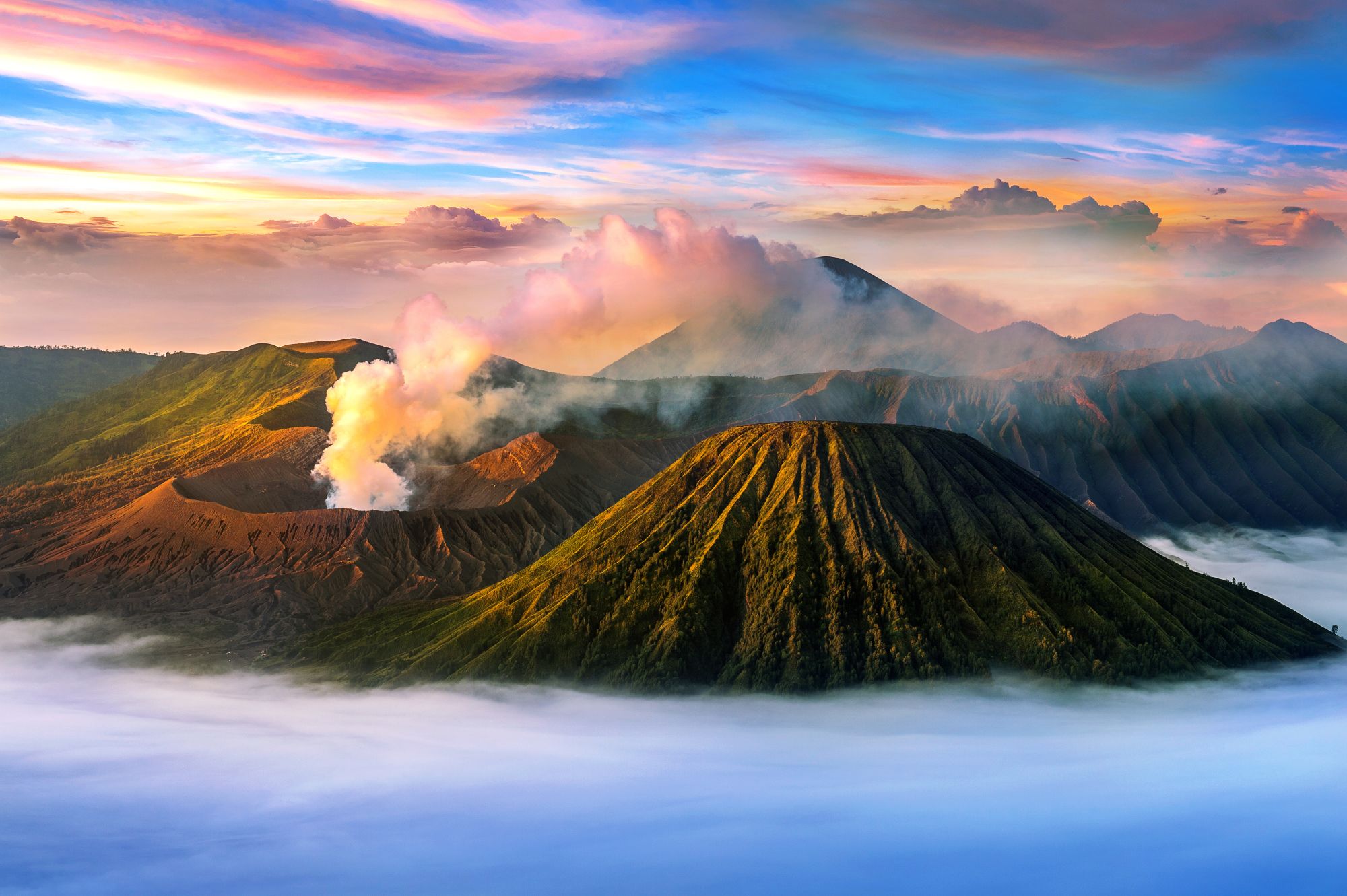 Leserreise abo+ - Indonesien exklusiv - Java, Sulawesi & Bali stilvoll erleben de Jakarta: Java Mount Bromo