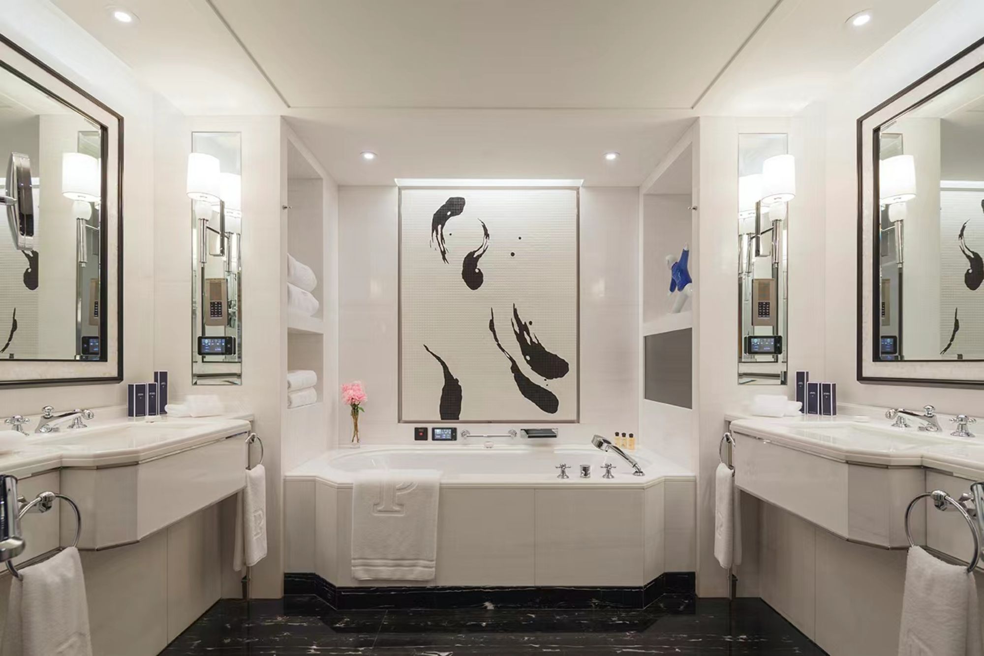 The Peninsula Beijing à Pékin: Superior Suite | Deluxe Suite | Bathroom