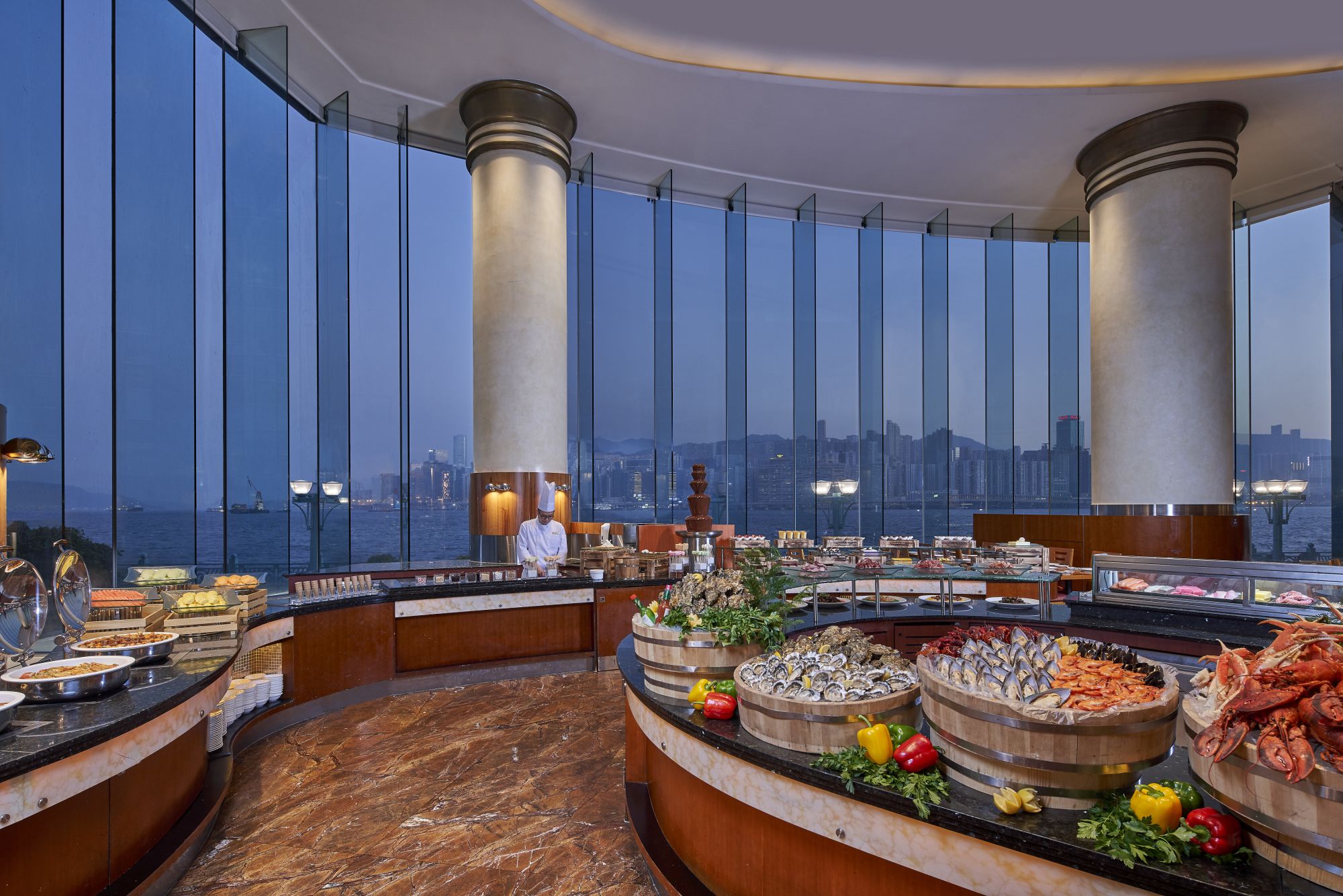Harbour Grand Kowloon à Hong Kong: The Promenade (Night with Chef)