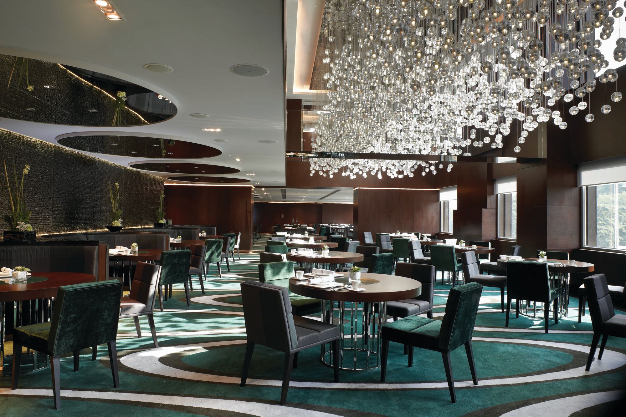 The Mira Hong Kong: Cuisine at The Mira