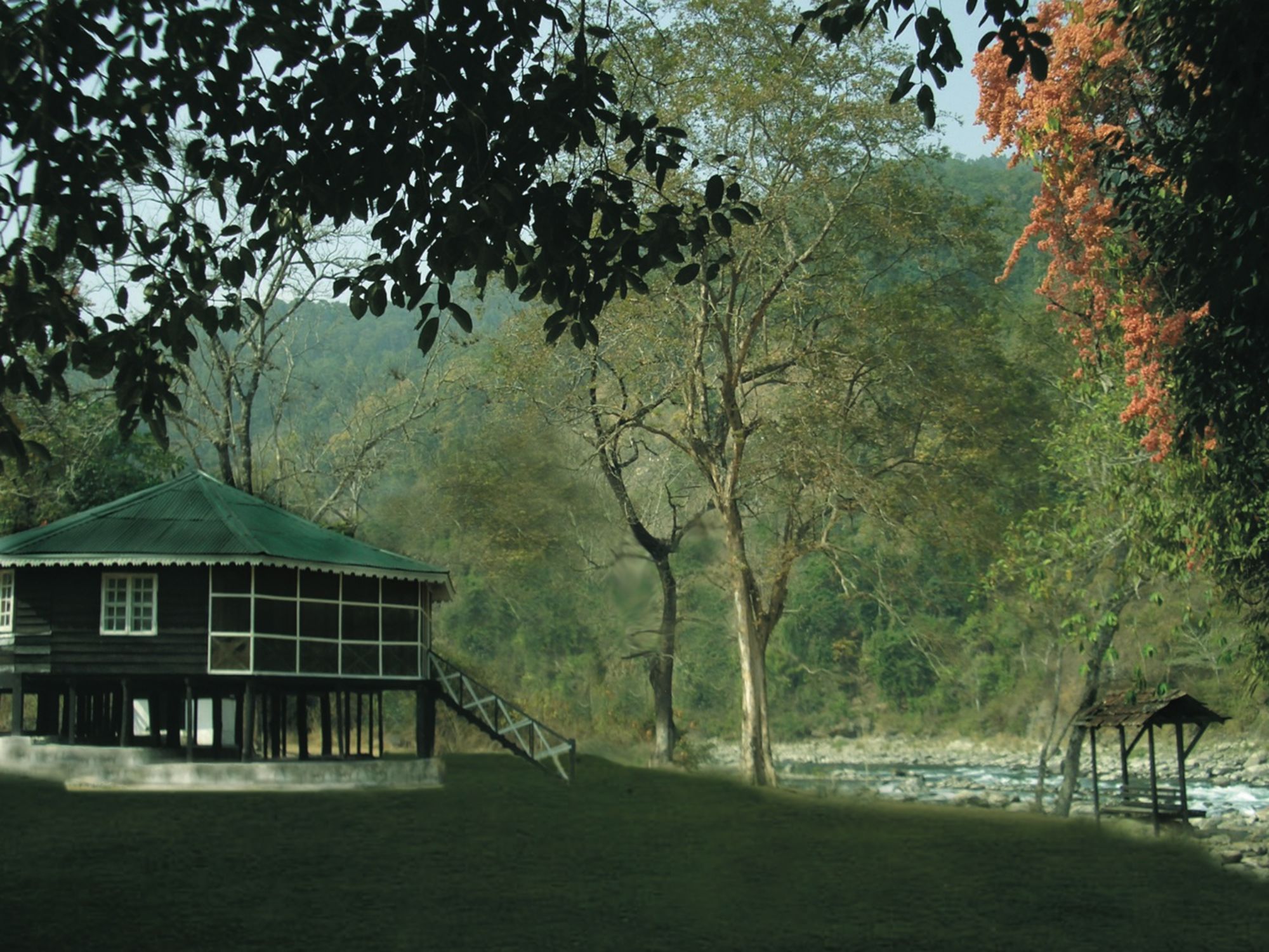 Glenburn Tea Estate à Darjeeling:  The Glenburn Lodge by River Rungeet