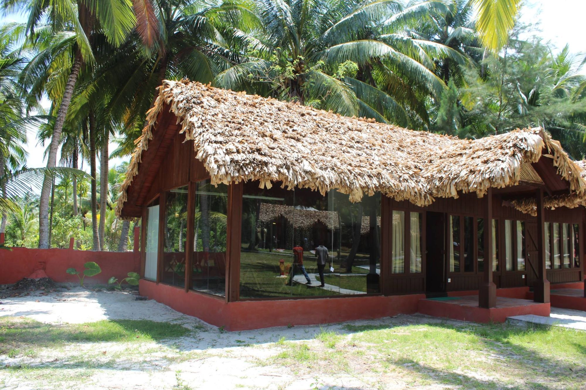 Silversand Beach Resort in Andamanen: exterior: