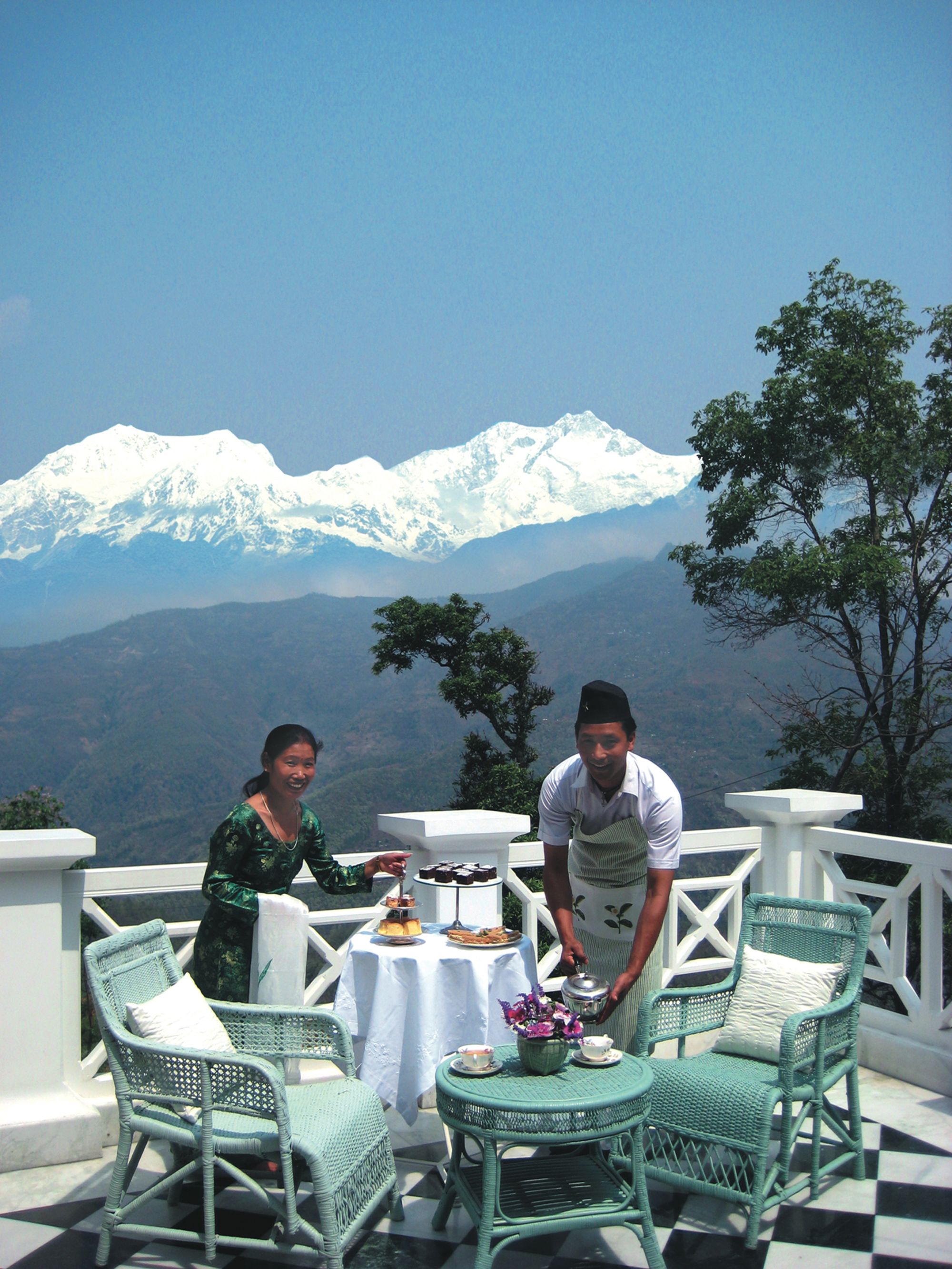 Glenburn Tea Estate à Darjeeling:  Glenburn Tea Estate View from Terrace of Water Lily Bungalow