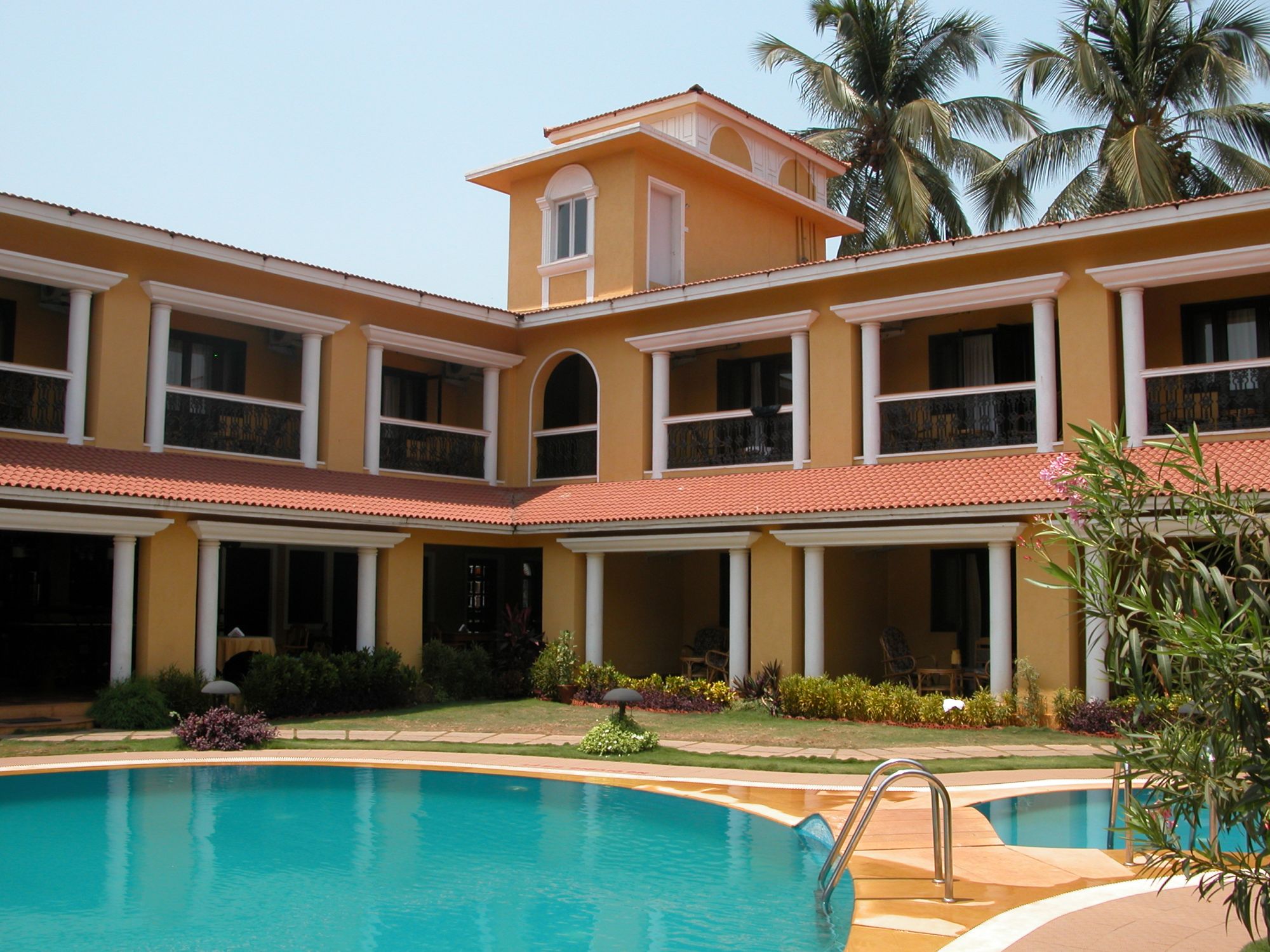 Casa De Goa Boutique Resort: Main Pool