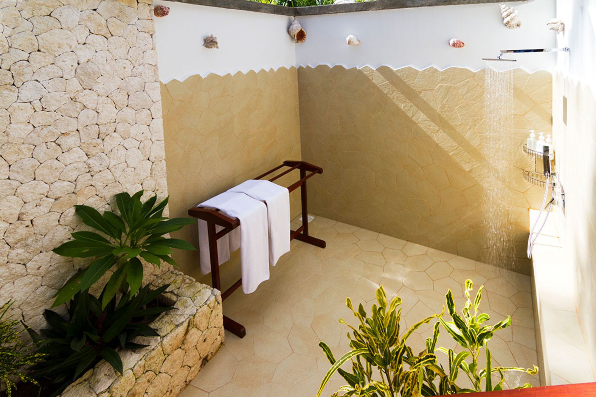 Wakatobi Dive Resort:  Ocean Bungalow | Open Bathroom