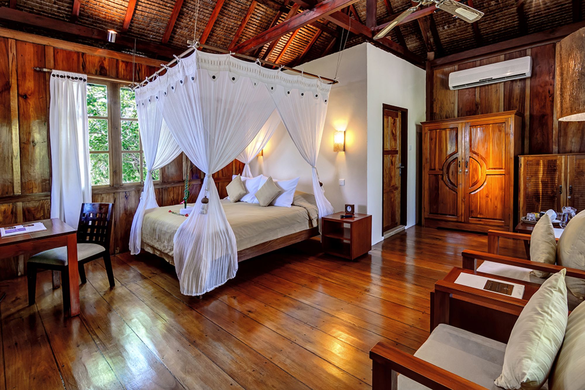 Wakatobi Dive Resort:  Palm Bungalow | Bedroom