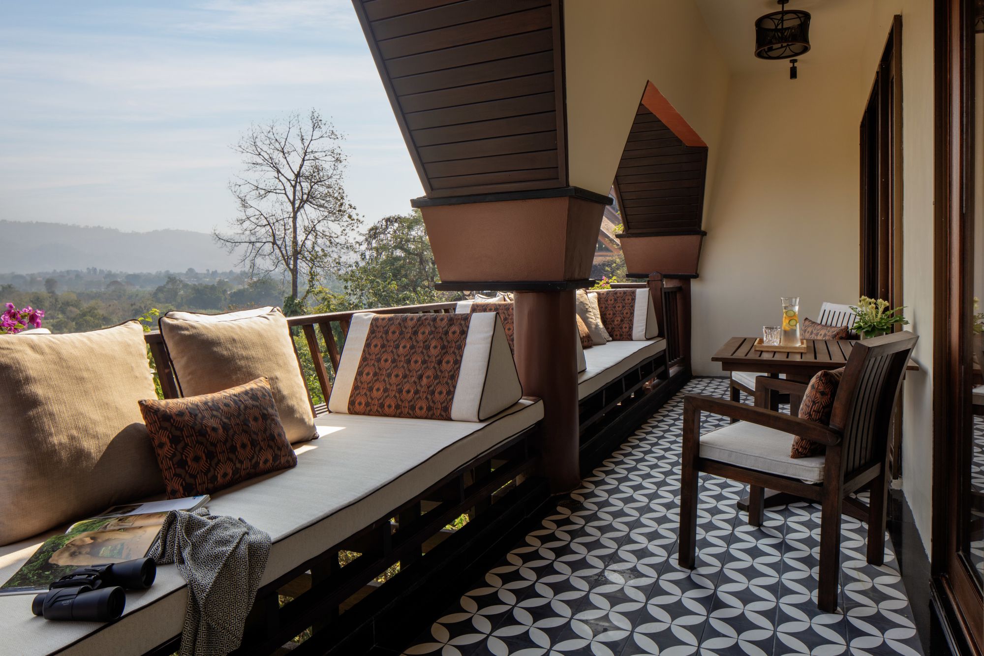 Anantara Golden Triangle Elephant Camp & Resort in Goldenes Dreieck:  Mekong Explorer Suite