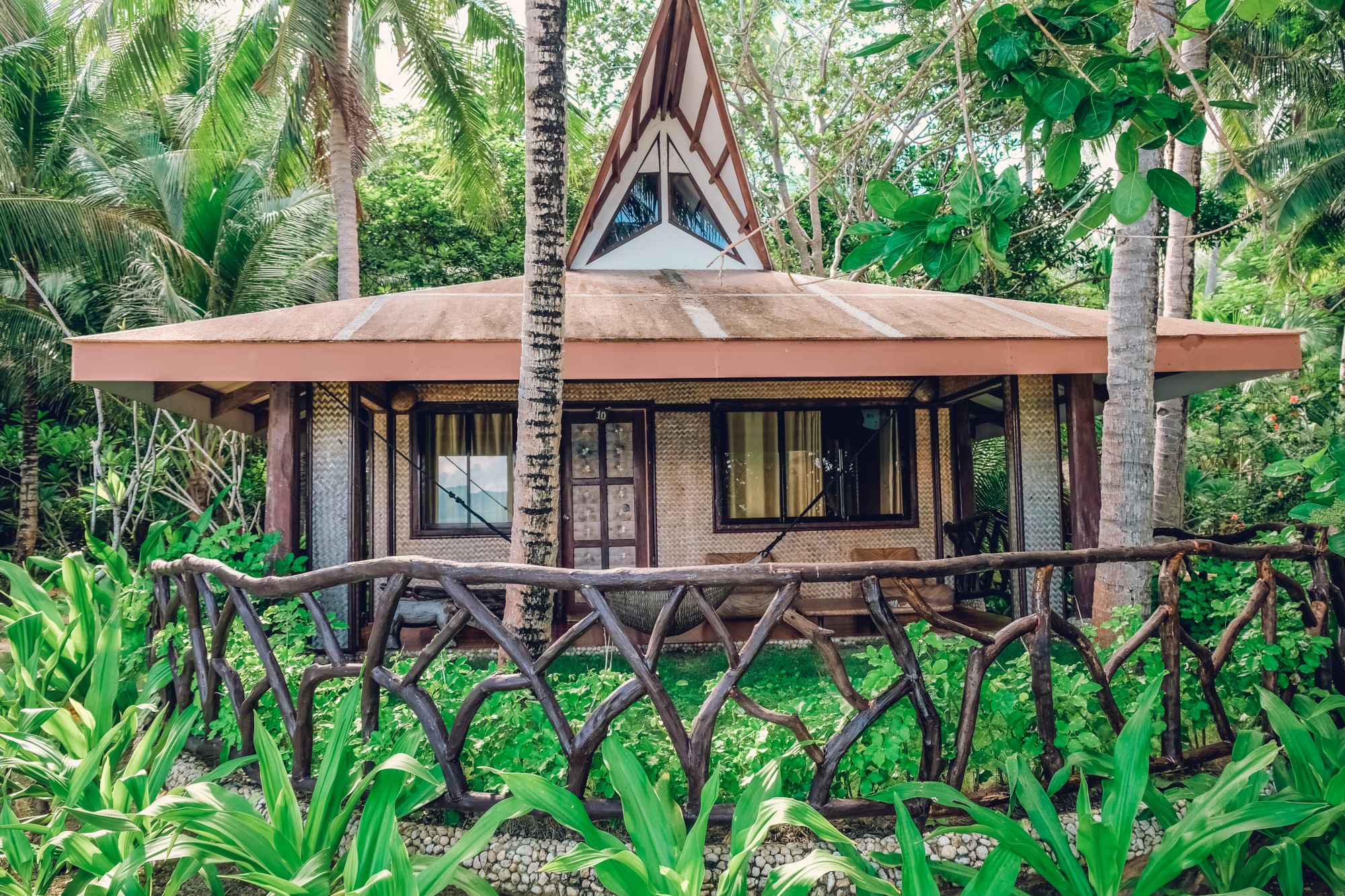 Flower Island Resort in Palawan: Deluxe Beach Villa