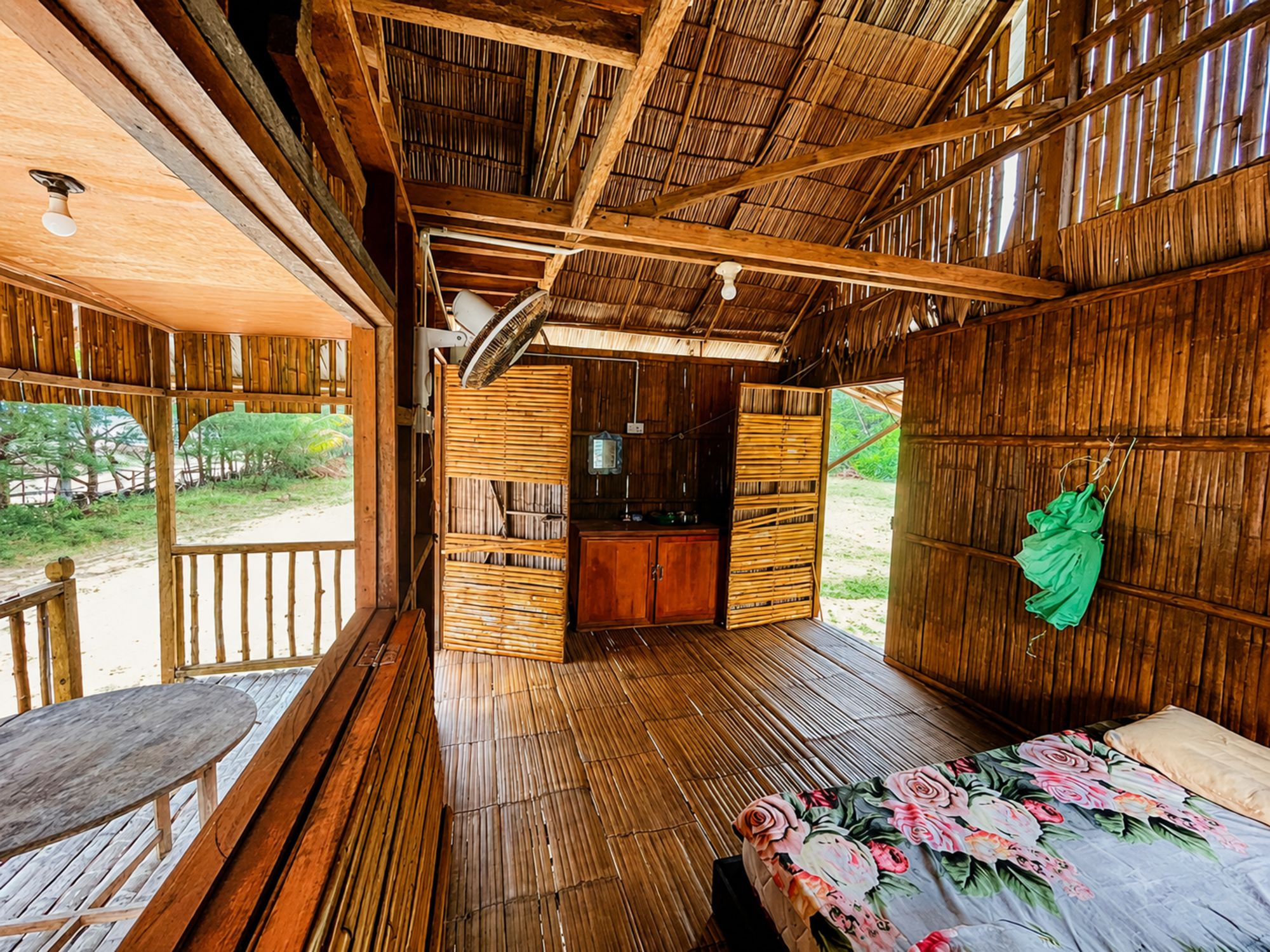 Das einfache Leben am Meer - Taburan Beach Experience ab Kota Kinabalu: room: room: Living by the Sea - Taburan Beach Experience | Beach Hut