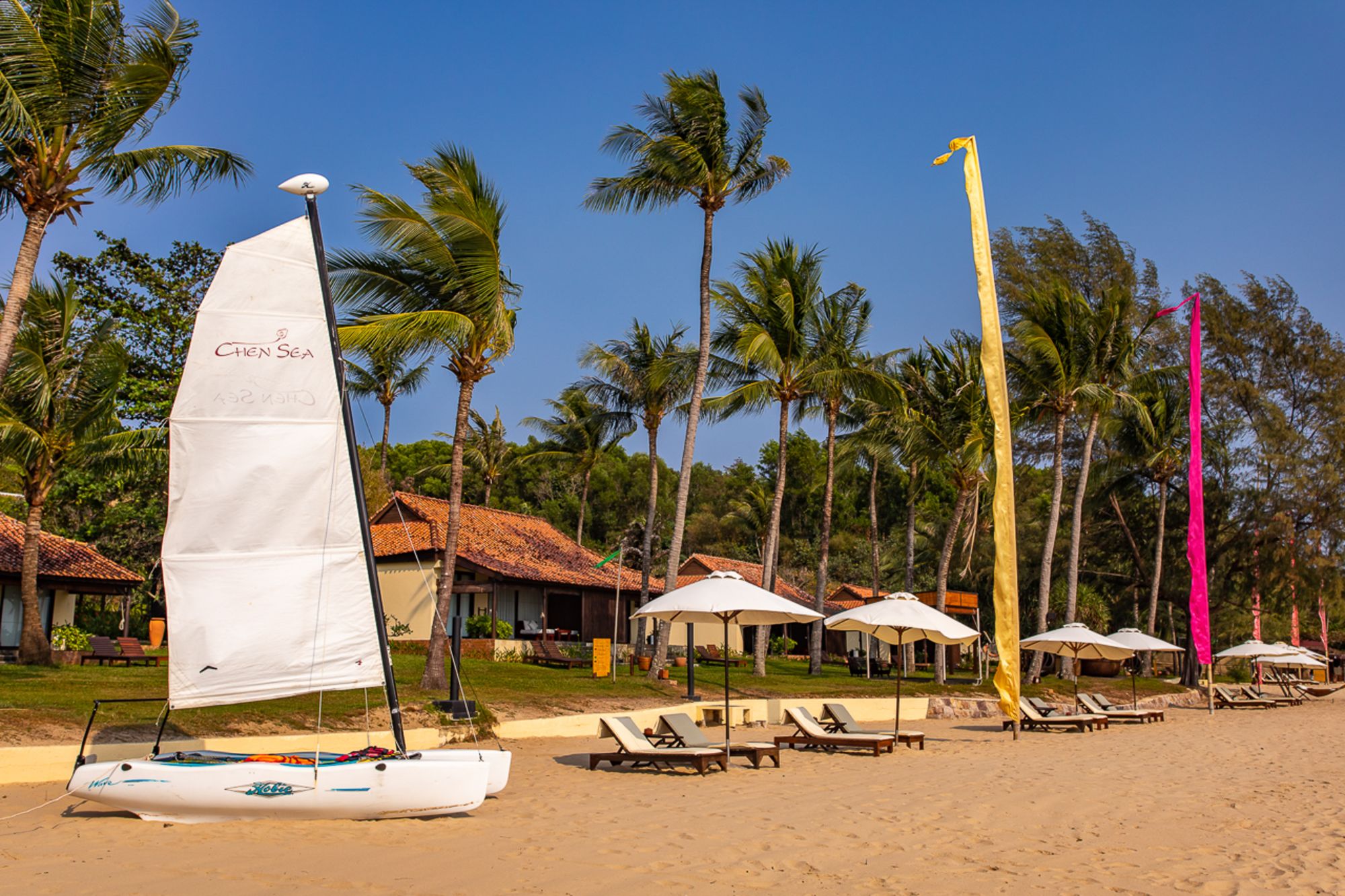 Chen Sea Resort & Spa in Phu Quoc: beach