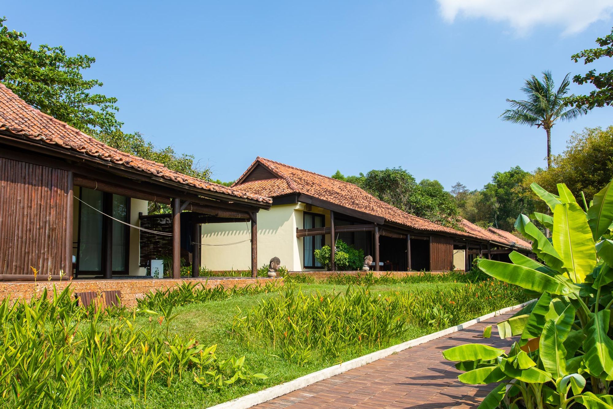 Chen Sea Resort & Spa in Phu Quoc: Seaview Villa | exterior