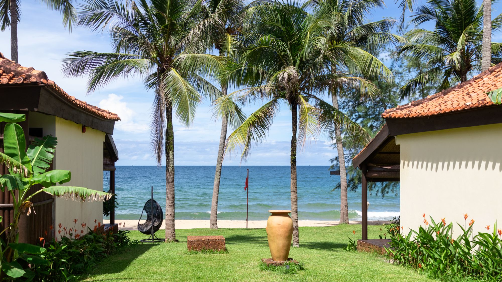 Chen Sea Resort & Spa in Phu Quoc: Beachfront Villa