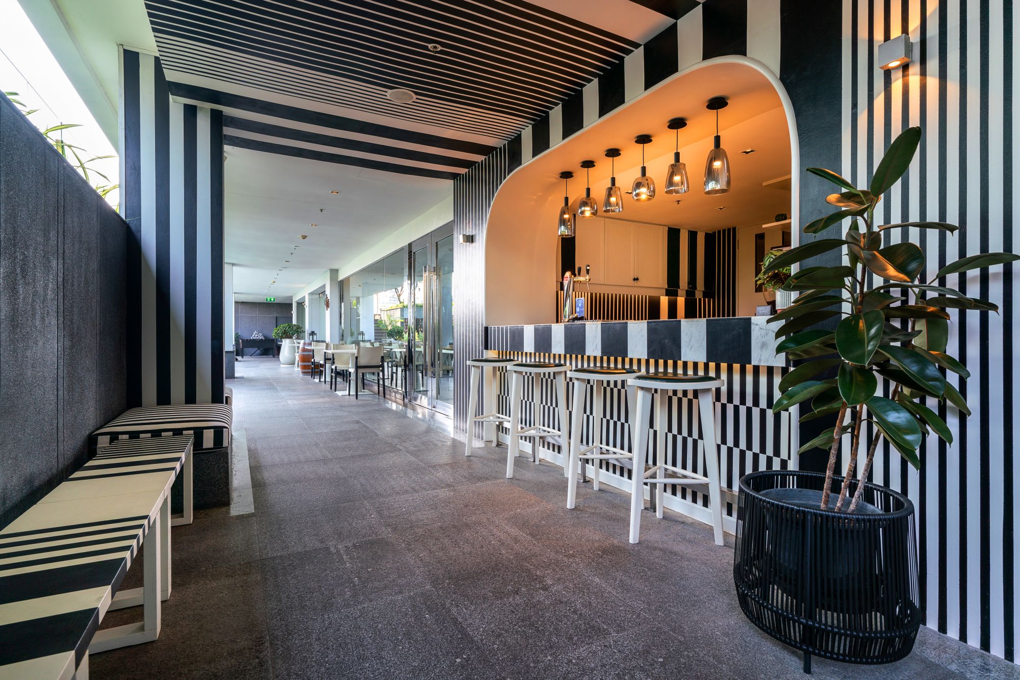 MUU Bangkok: Ze Bar