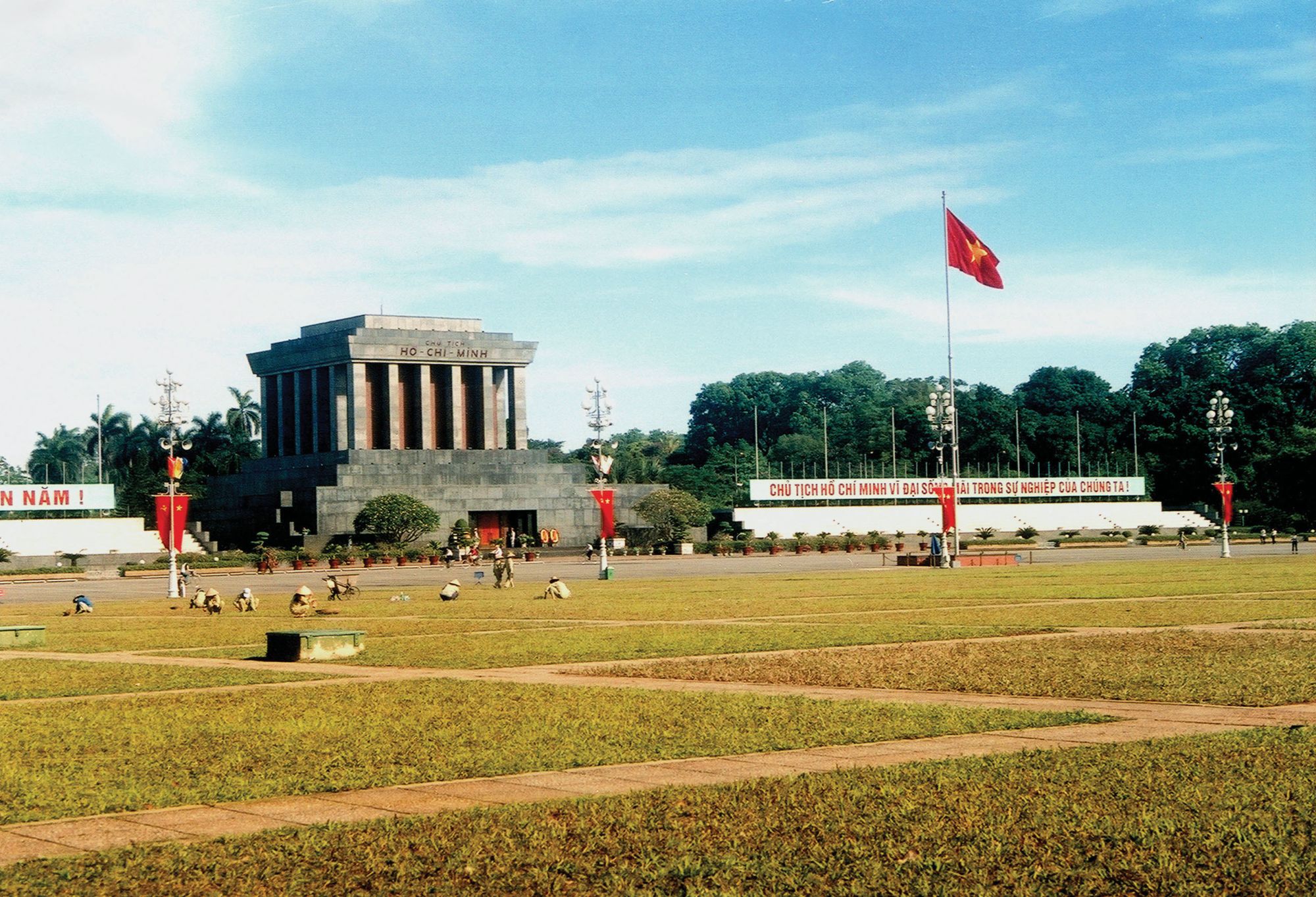 Auf drei Rädern durch Hanoi: Hanoi Ho Chi Minh Mausoleum