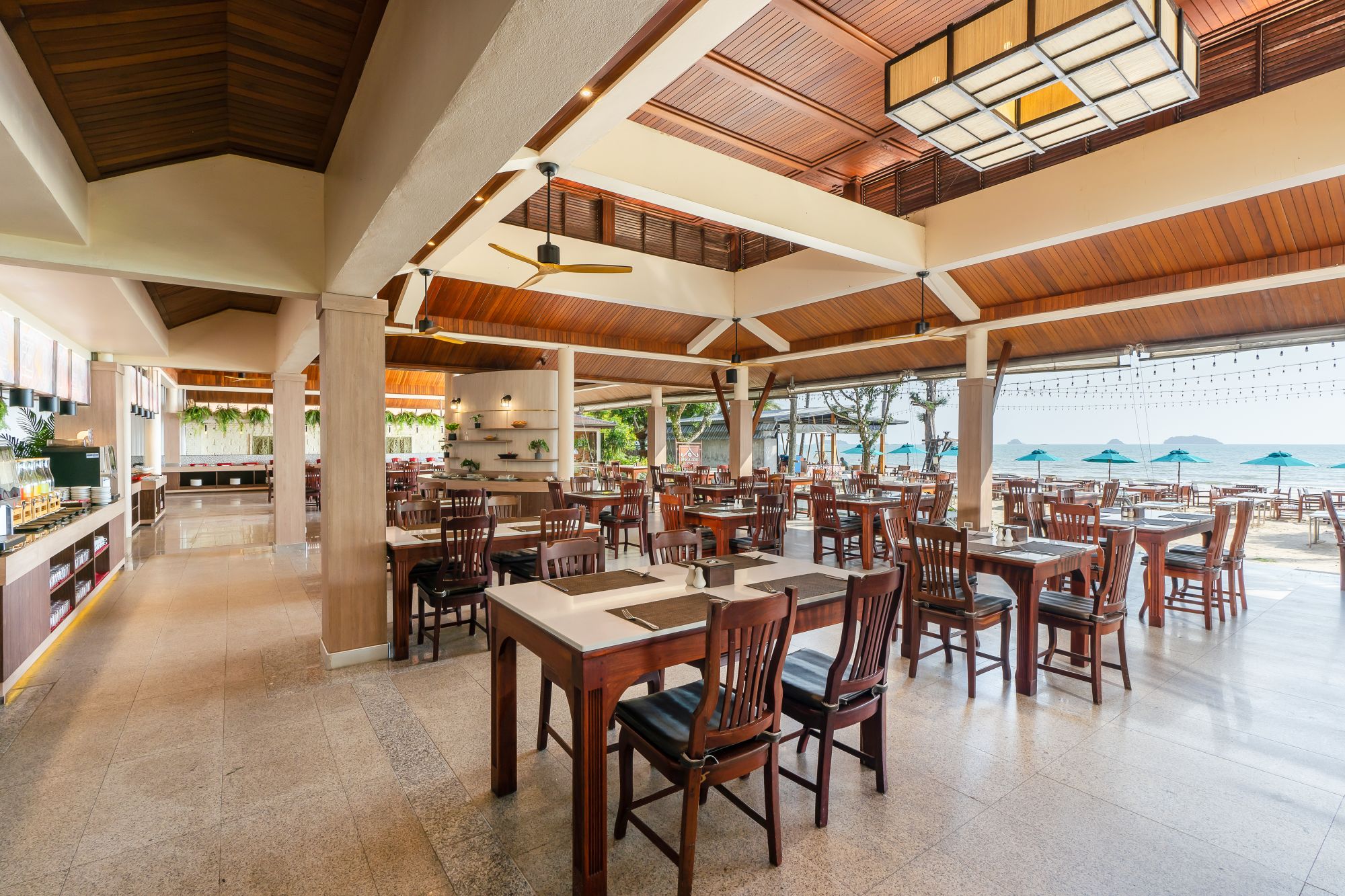 Koh Chang Paradise Resort & Spa in Ko Chang: Restaurant Paradise
