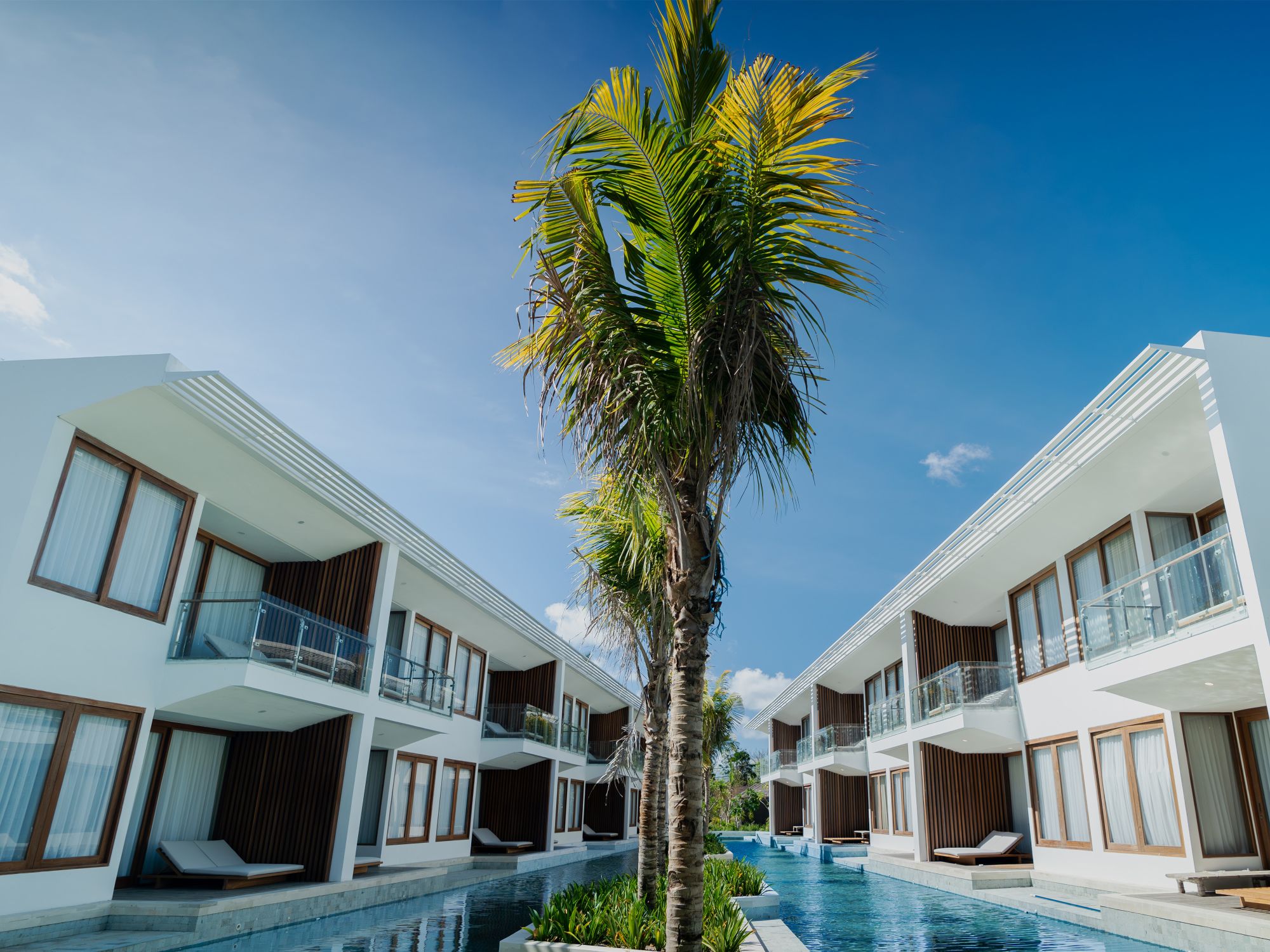 Cocana Resort in Gili:  Deluxe Lagoon Suite Pool View | Deluxe Lagoon Suite Pool Access