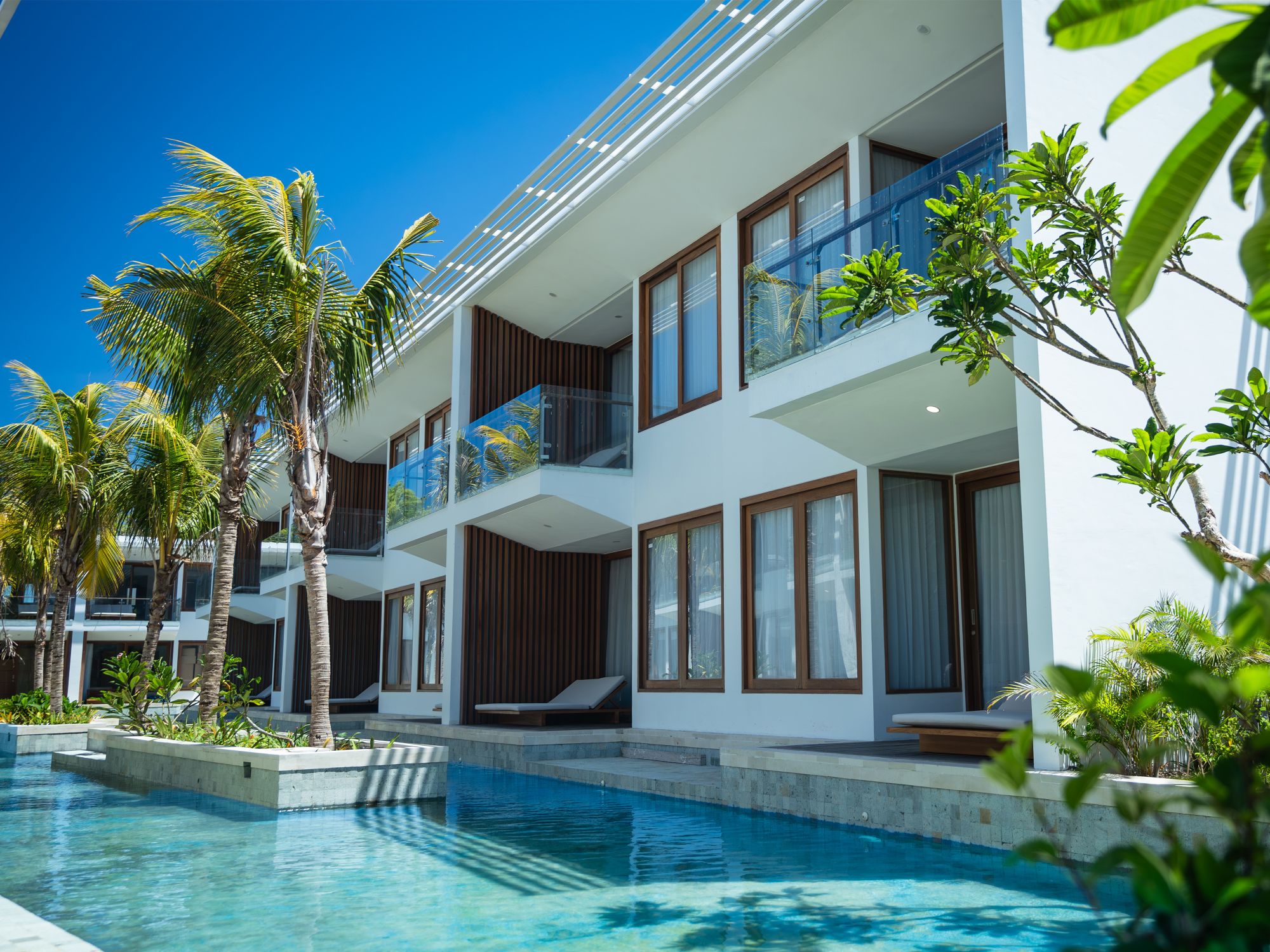 Cocana Resort in Gili:  Deluxe Lagoon Suite Pool View | Deluxe Lagoon Suite Pool Access