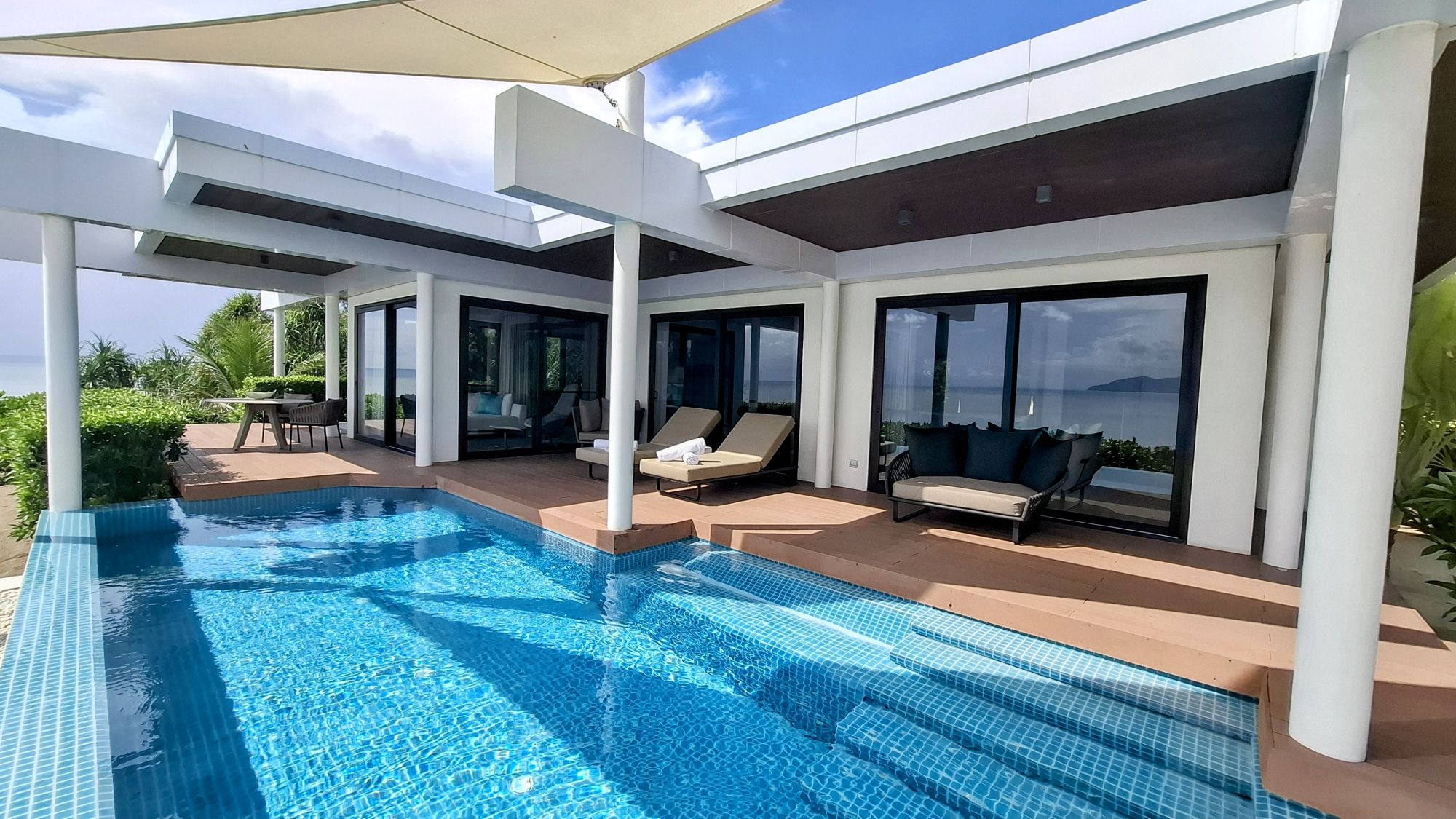 Banwa Private Island in Palawan: North East Principal Villa