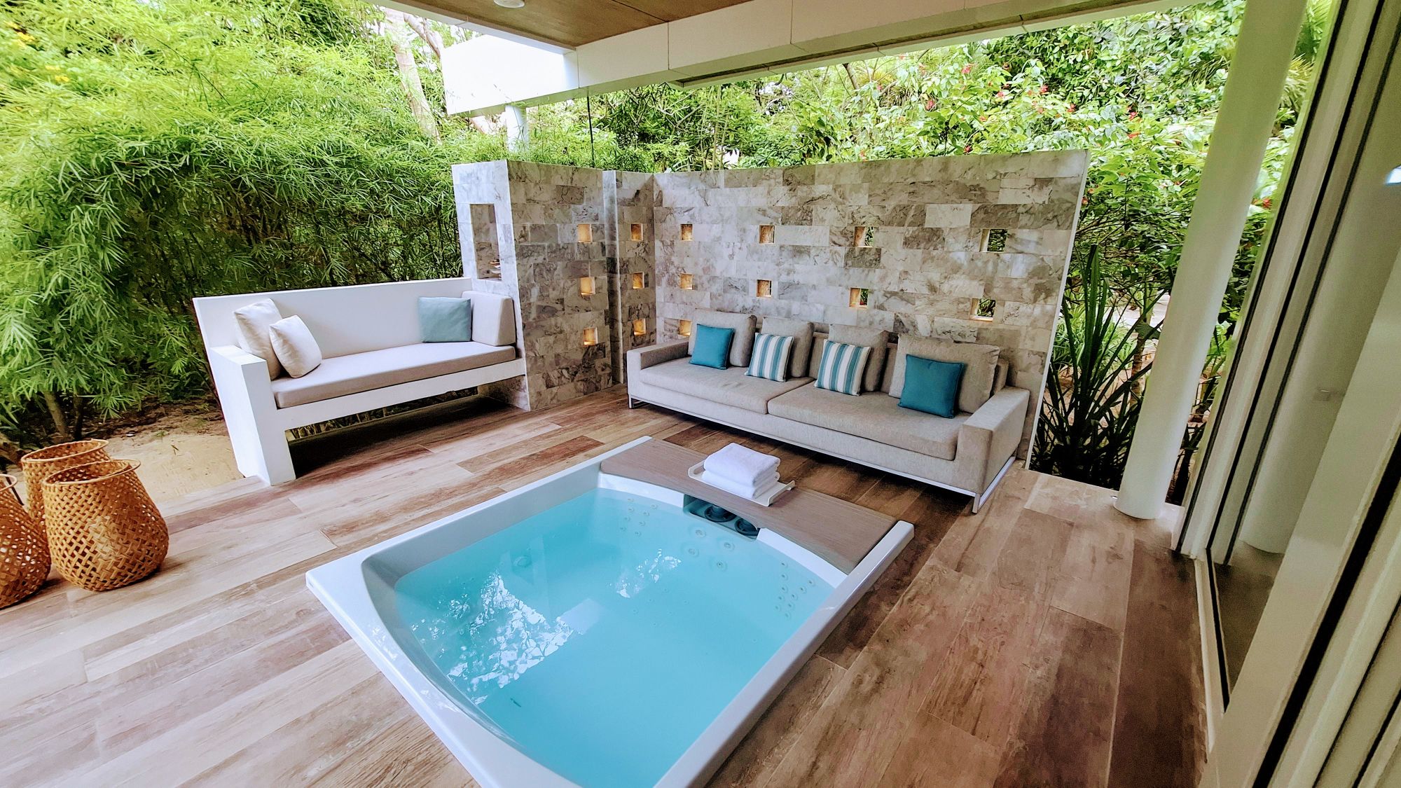 Banwa Private Island in Palawan: North Two Villa