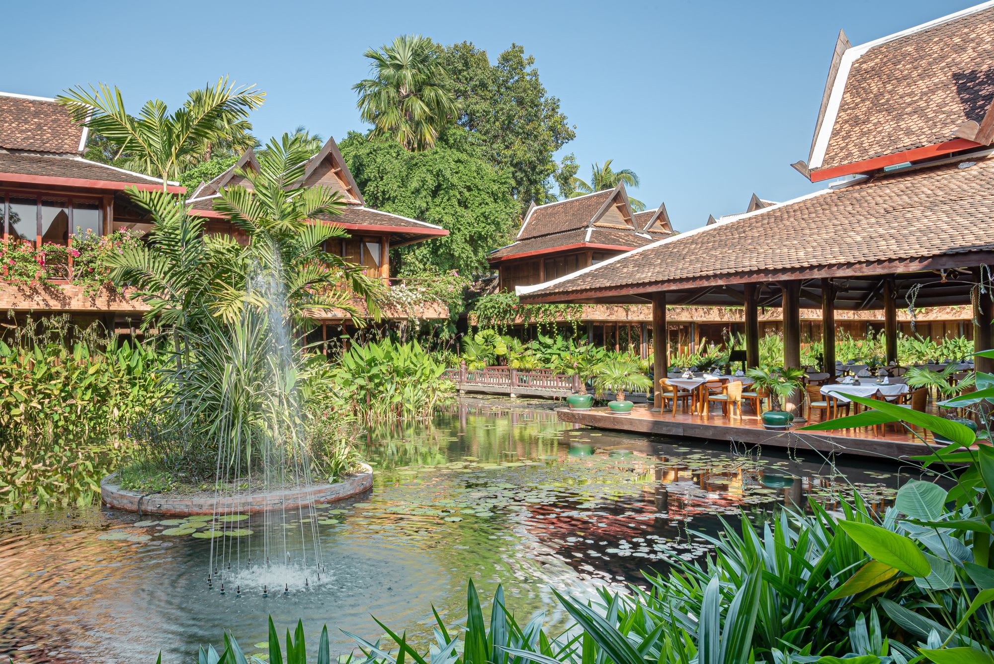 Angkor Village Hotel à Siem Reap: Hotel exterior view
