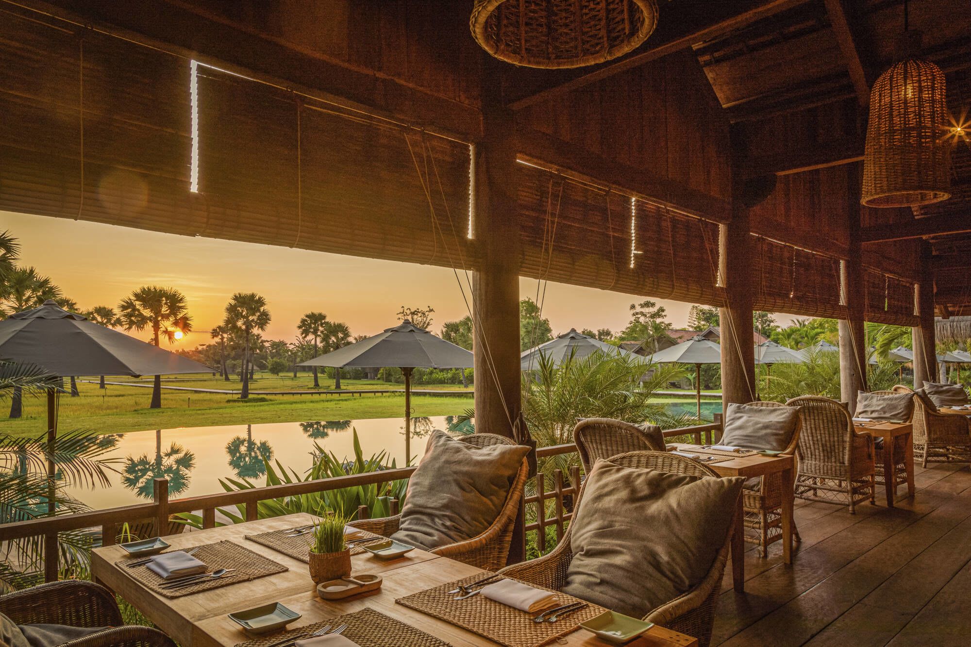 Phum Baitang in Siem Reap: Bay Phsar - Pool Restaurant