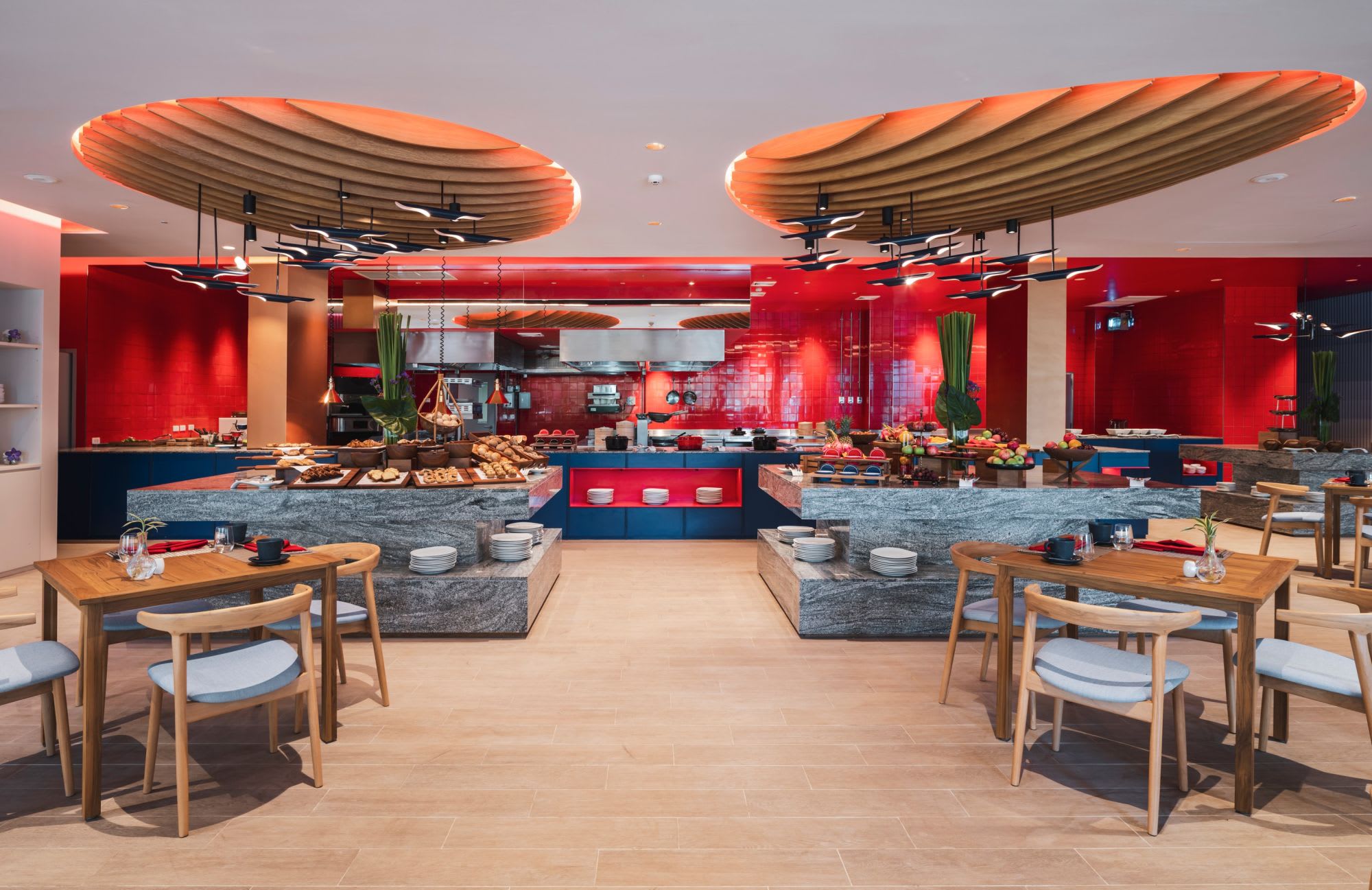 Avani+ Khao Lak: Restaurant Elements