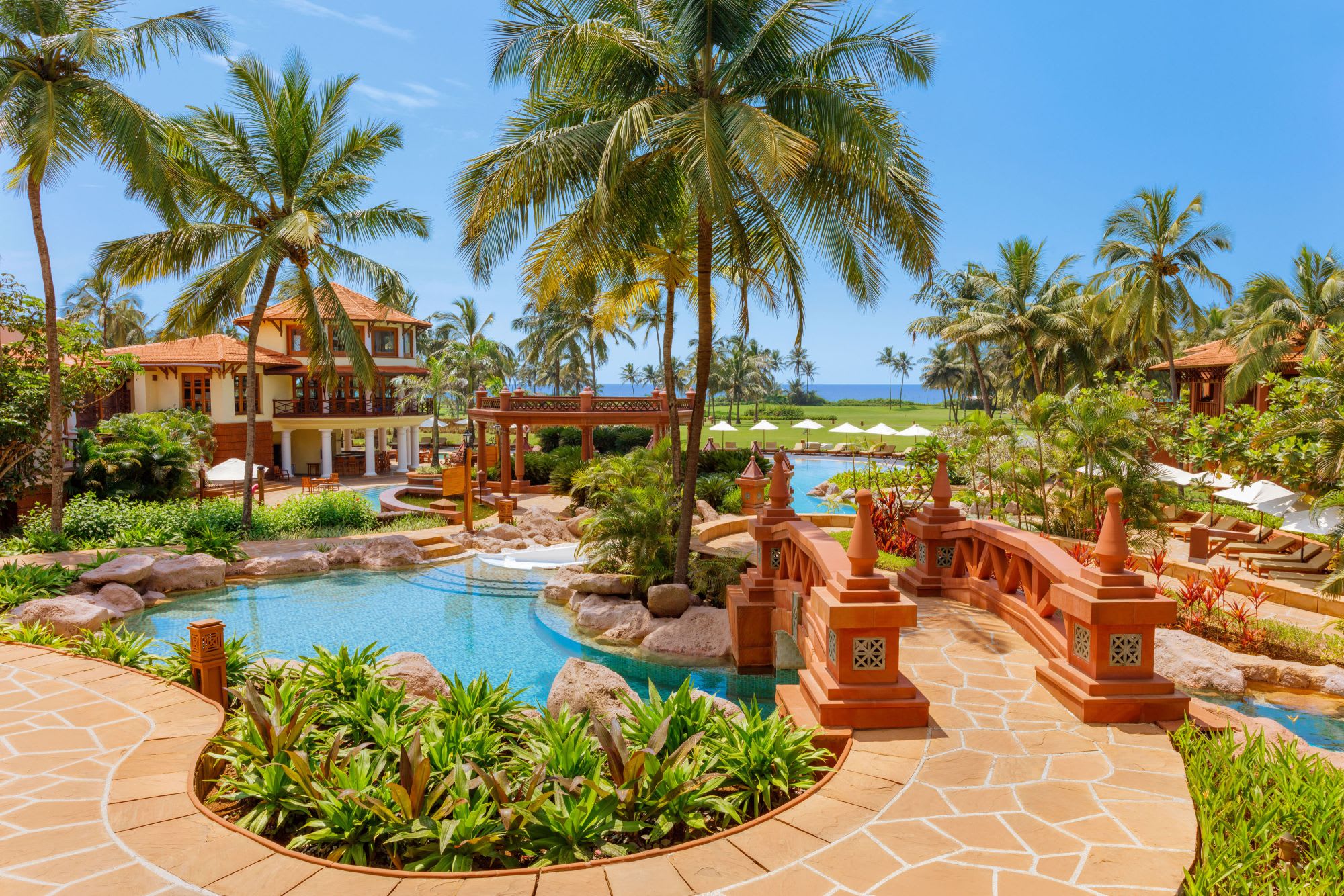 ITC Grand Goa Resort & Spa: Pool & Garden