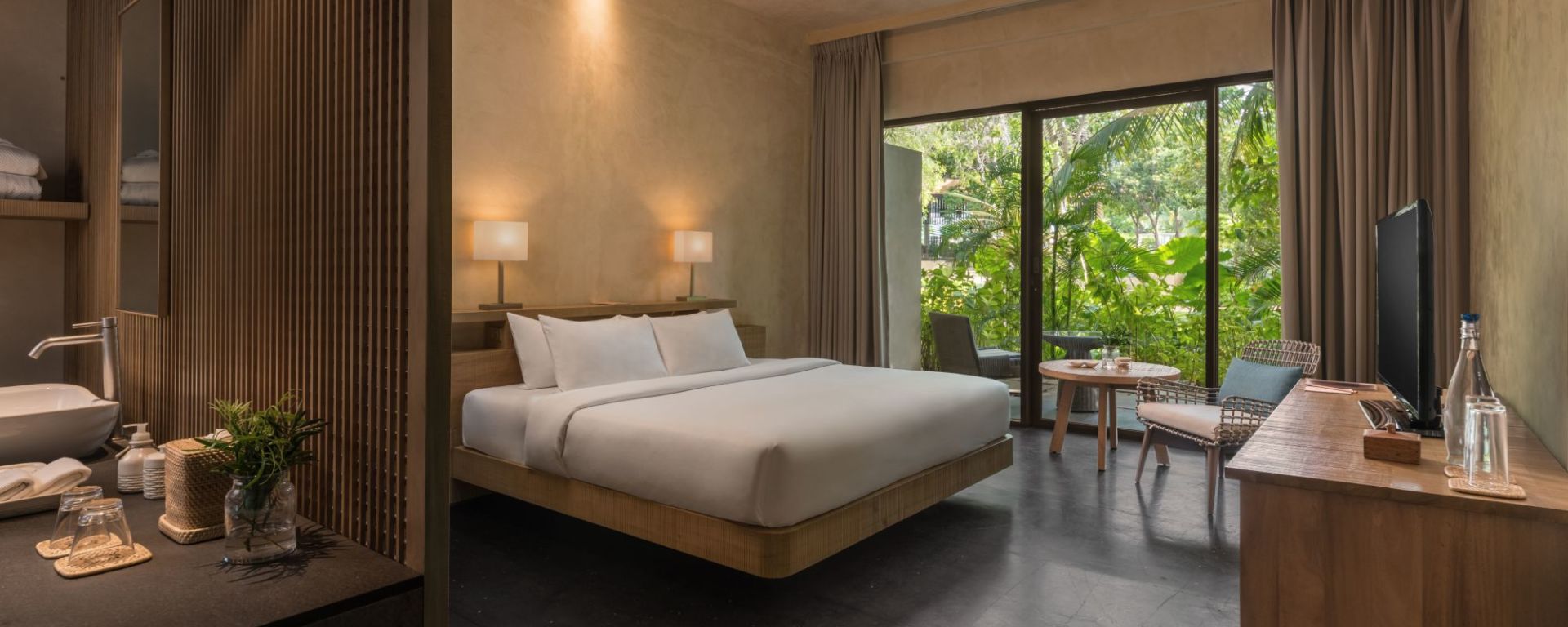 Amorita Resort in Bohol:  Junior Suite
